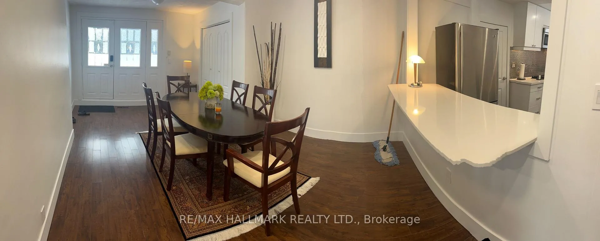 Photo 4 of 59 Johnson Street, Markham, Thornhill — HOMEH