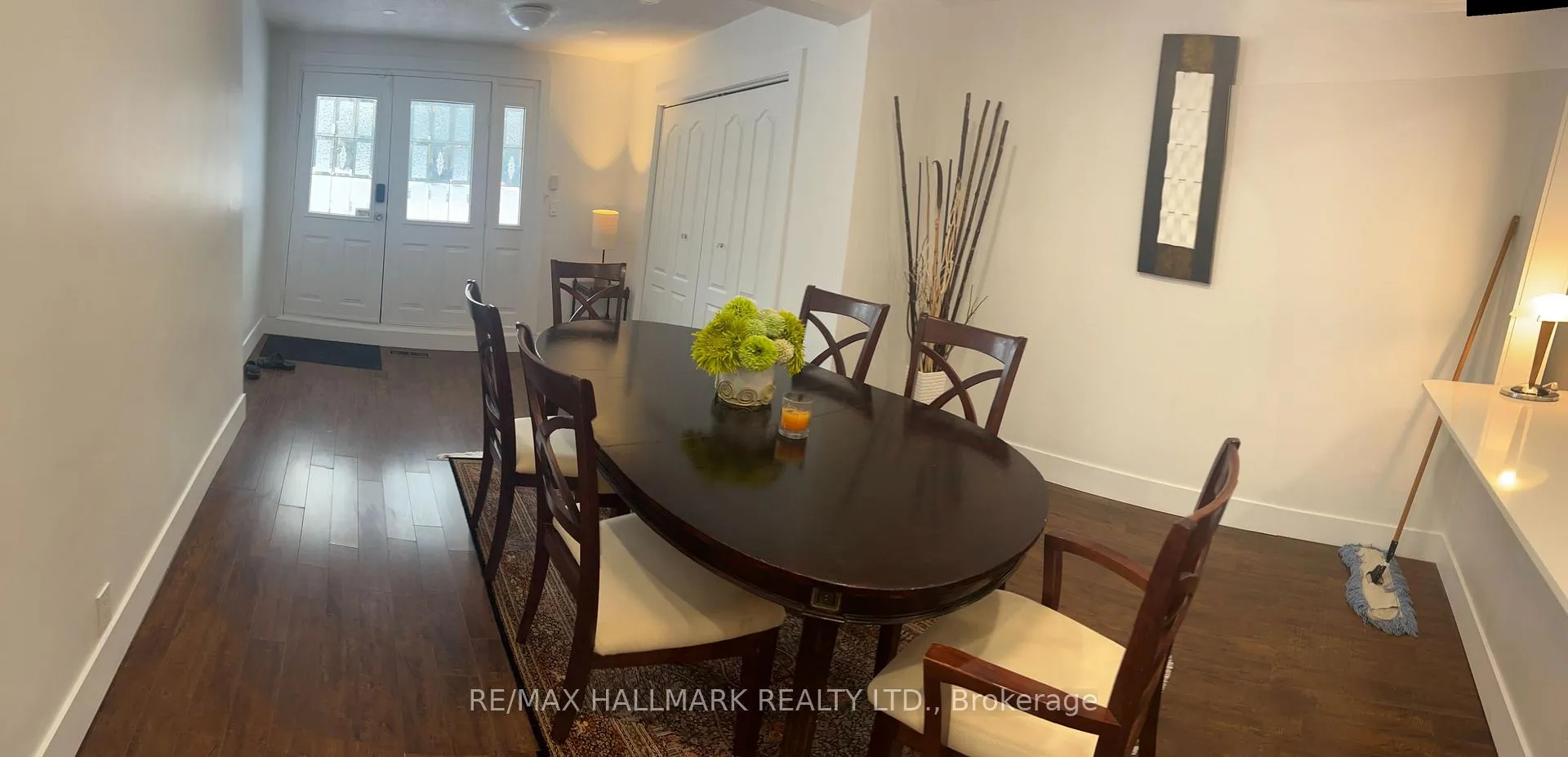 Photo 6 of 59 Johnson Street, Markham, Thornhill — HOMEH