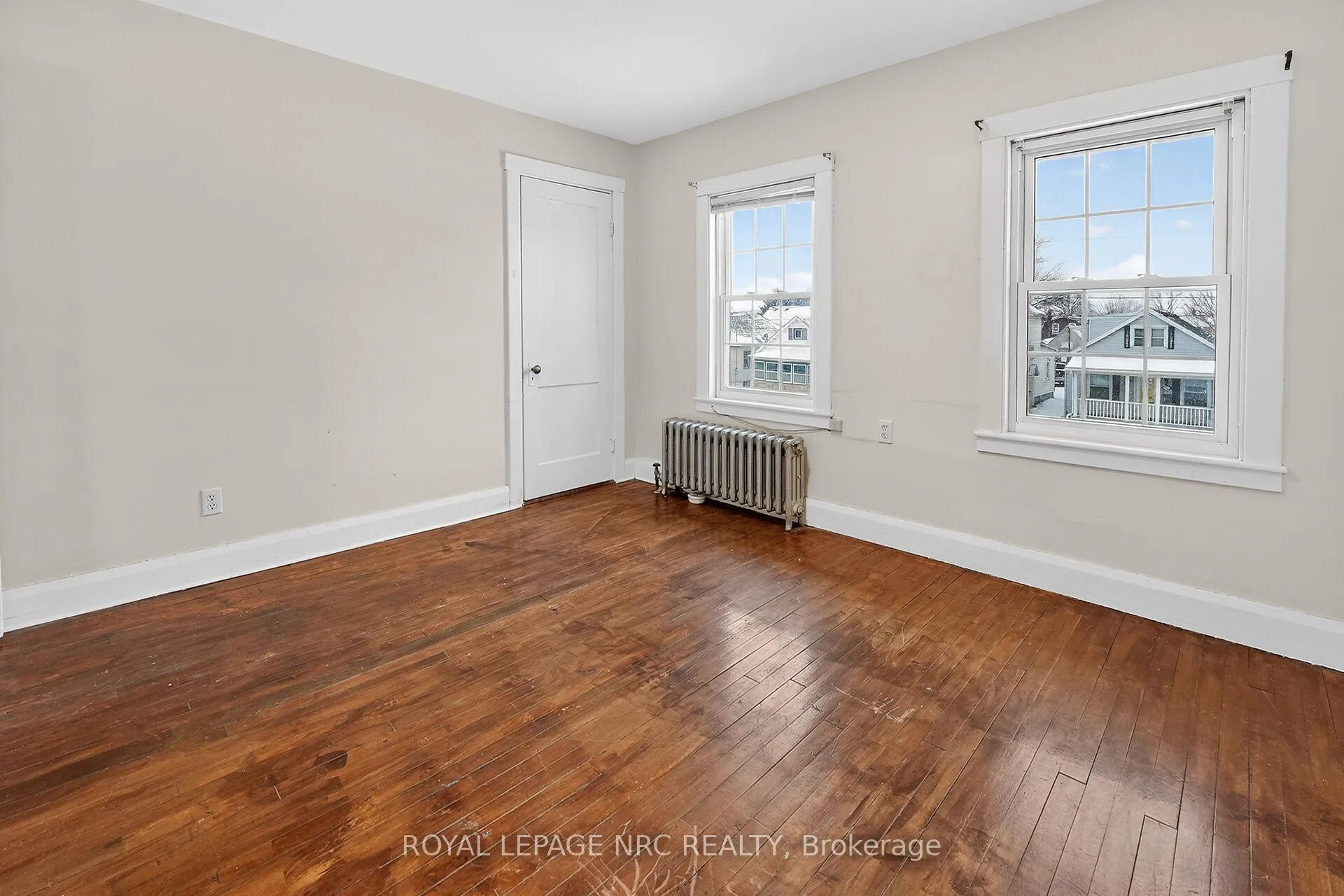 Photo 11 of 221 Lincoln Street, Welland, Lincoln/Crowland — HOMEH