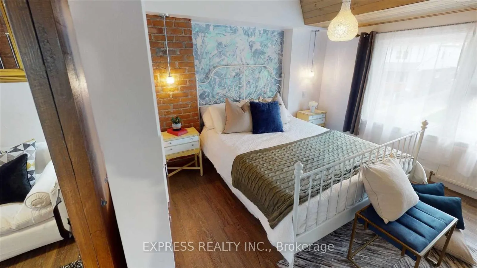 Photo 10 of Unit Upper, 146 Blackthorn Avenue, Toronto, Weston-Pellam Park — HOMEH