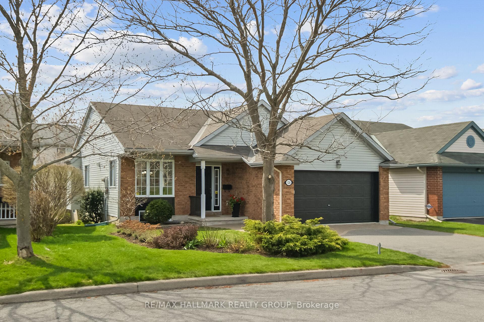Photo 2 of 126 Grandpark Circle, Ottawa, Hunt Club Park — HOMEH