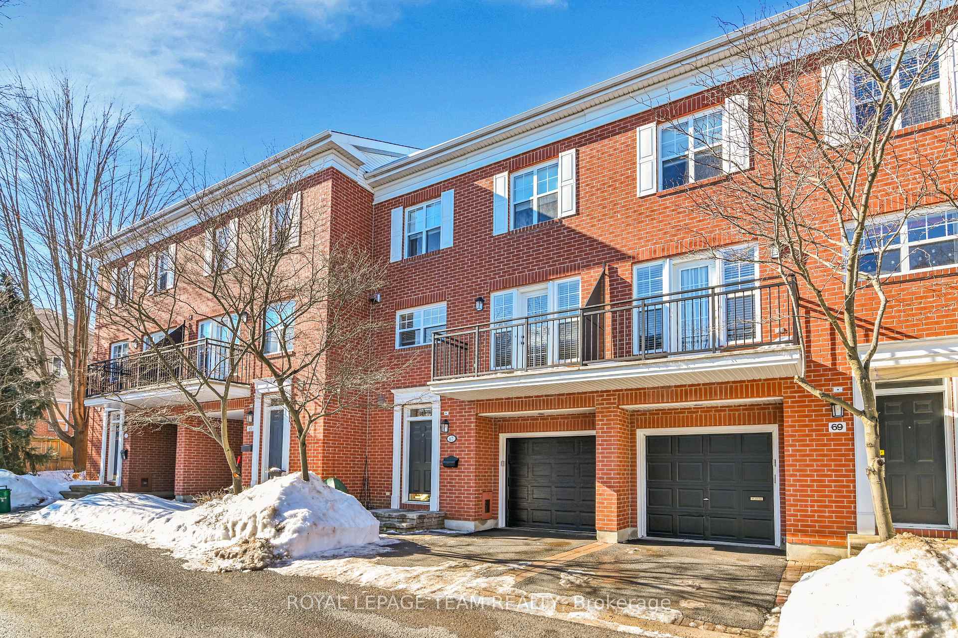 Photo 4 of 67 Jardin, Ottawa, Manor Park — HOMEH