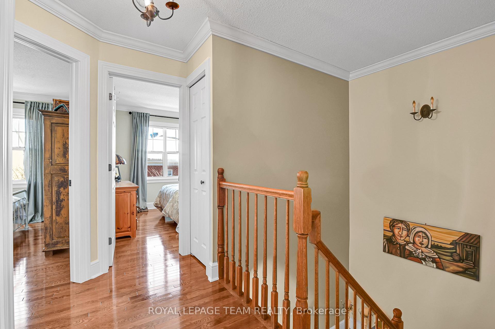 Photo 25 of 67 Jardin, Ottawa, Manor Park — HOMEH
