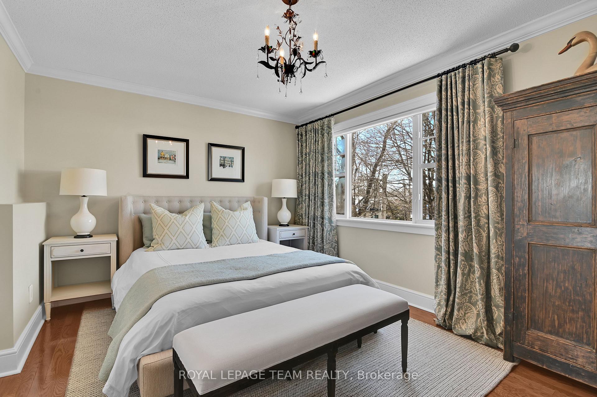 Photo 26 of 67 Jardin, Ottawa, Manor Park — HOMEH