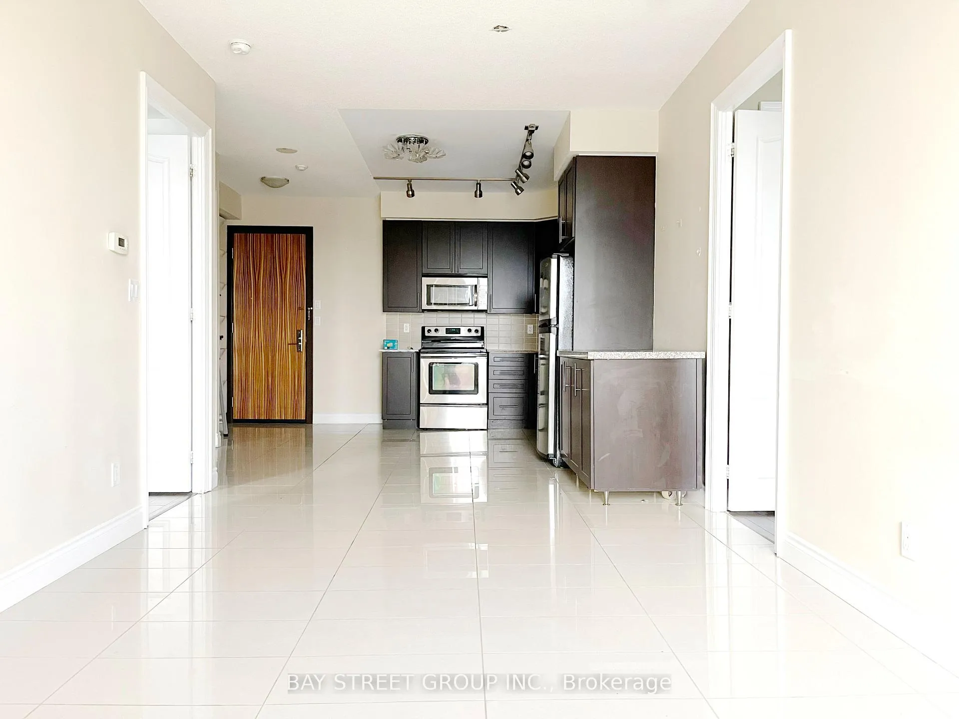 Photo 5 of Unit 1106, 50 Clegg Road, Markham, Unionville — HOMEH