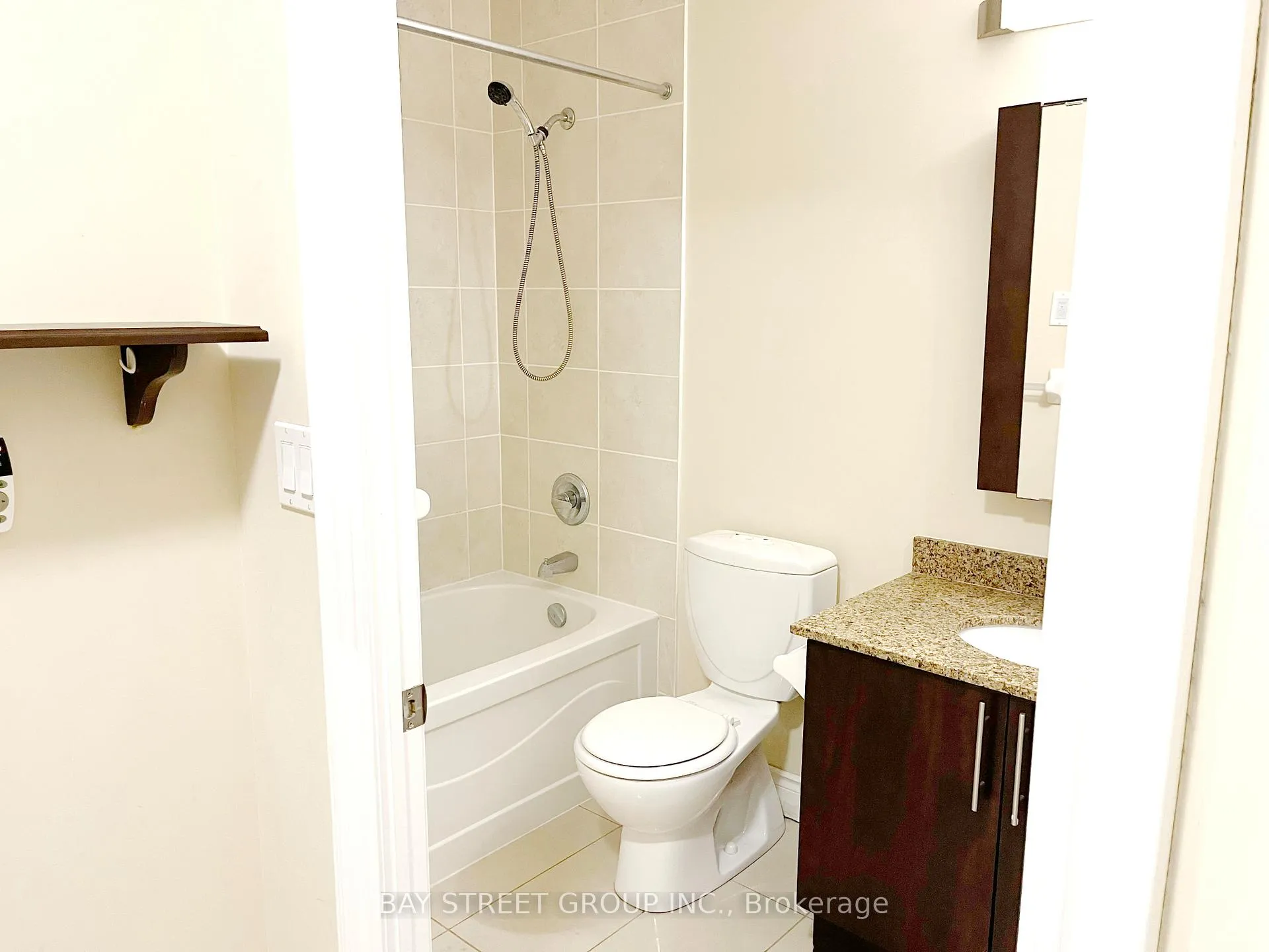 Photo 8 of Unit 1106, 50 Clegg Road, Markham, Unionville — HOMEH