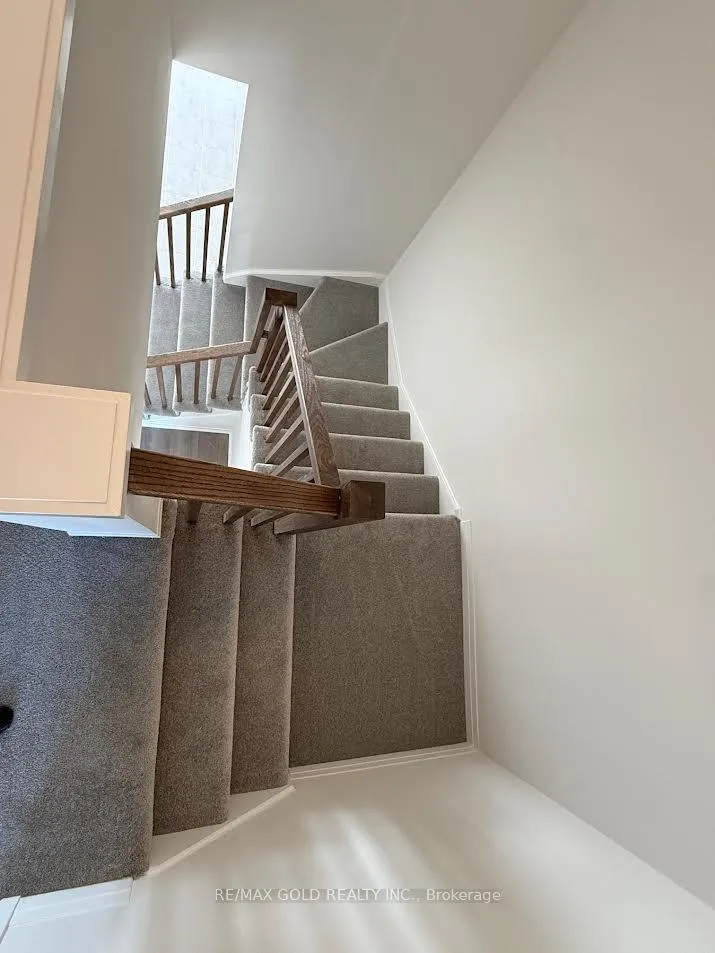Photo 5 of Unit 34, 313 Conklin Road SW, Brantford — HOMEH