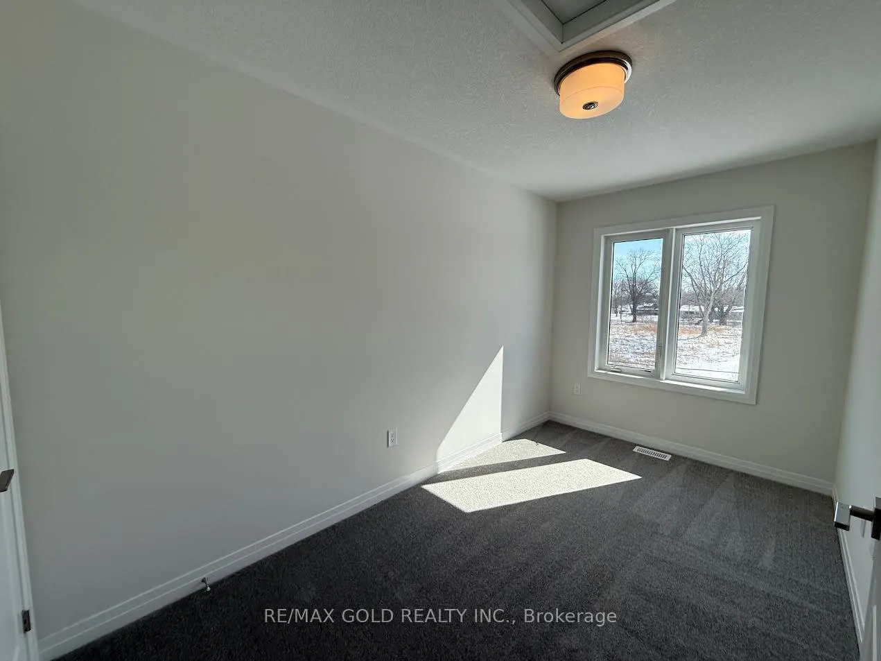 Photo 7 of Unit 34, 313 Conklin Road SW, Brantford — HOMEH