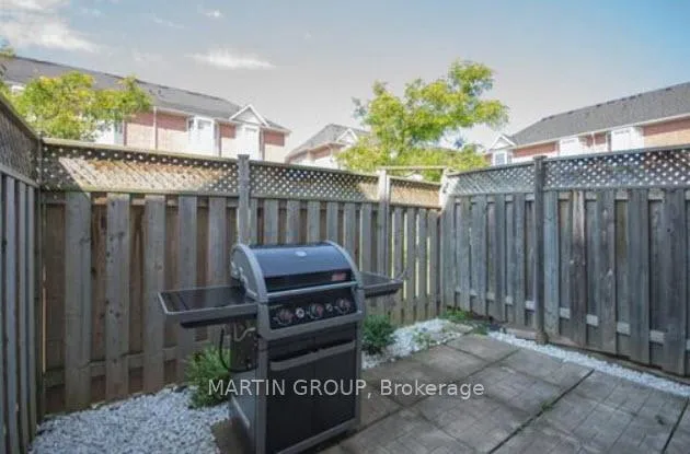 Photo 3 of Unit 92, 3480 Upper Middle Road, Burlington, Palmer — HOMEH