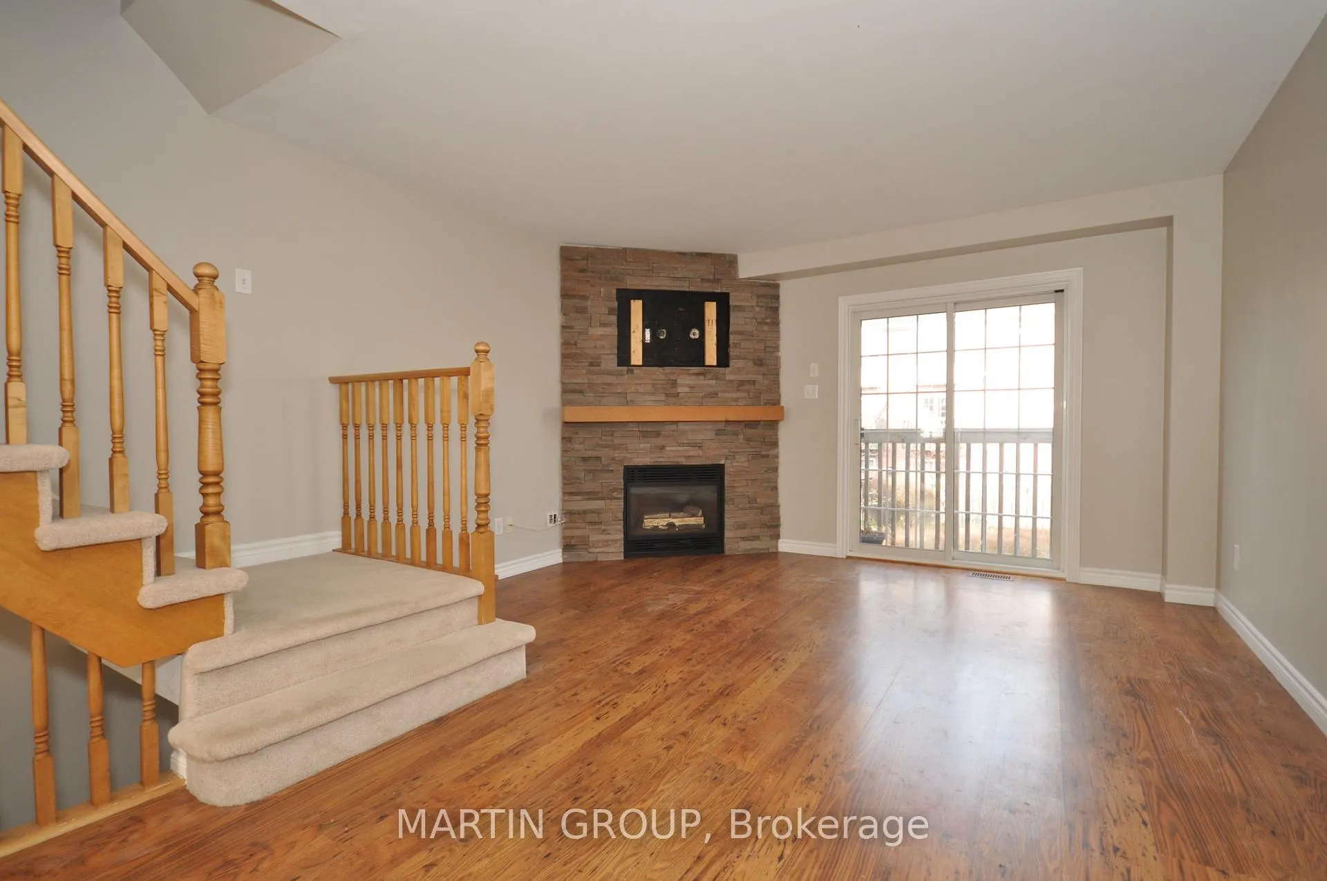 Photo 6 of Unit 92, 3480 Upper Middle Road, Burlington, Palmer — HOMEH