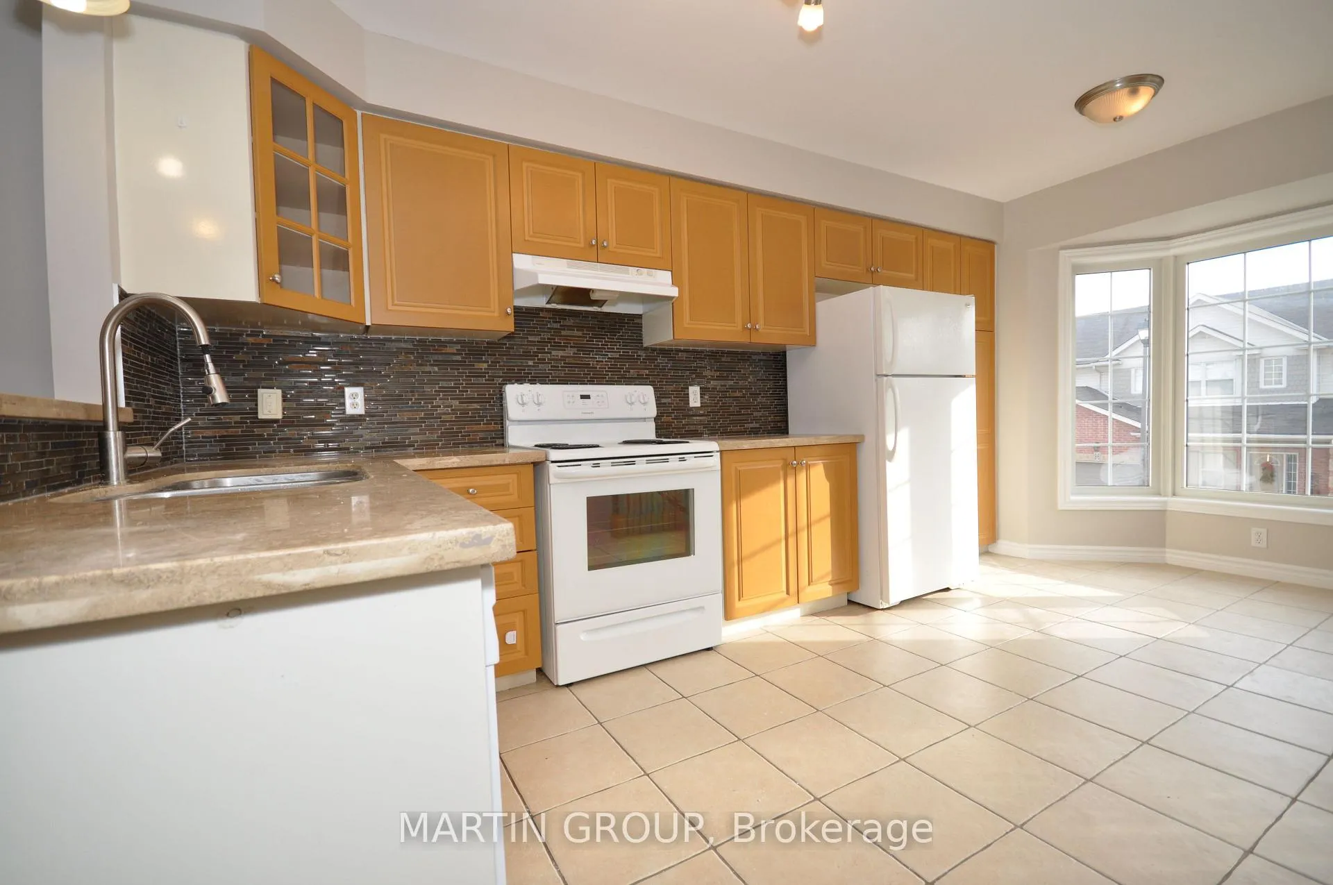 Photo 7 of Unit 92, 3480 Upper Middle Road, Burlington, Palmer — HOMEH