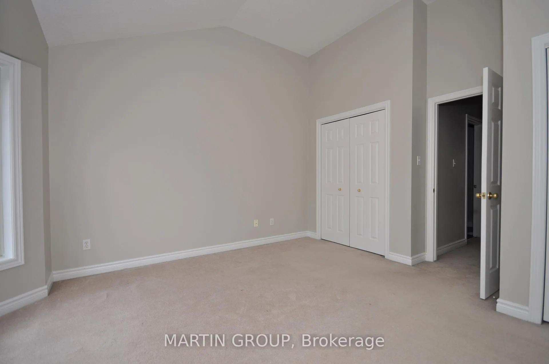 Photo 14 of Unit 92, 3480 Upper Middle Road, Burlington, Palmer — HOMEH