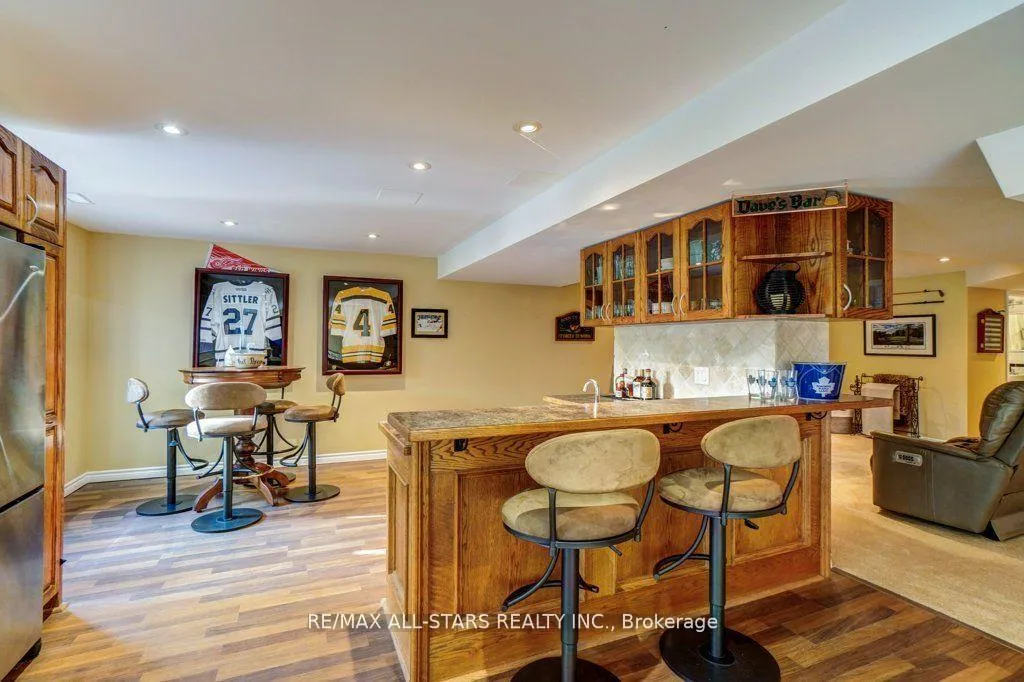 Photo 31 of 64 Button Crescent, Uxbridge — HOMEH
