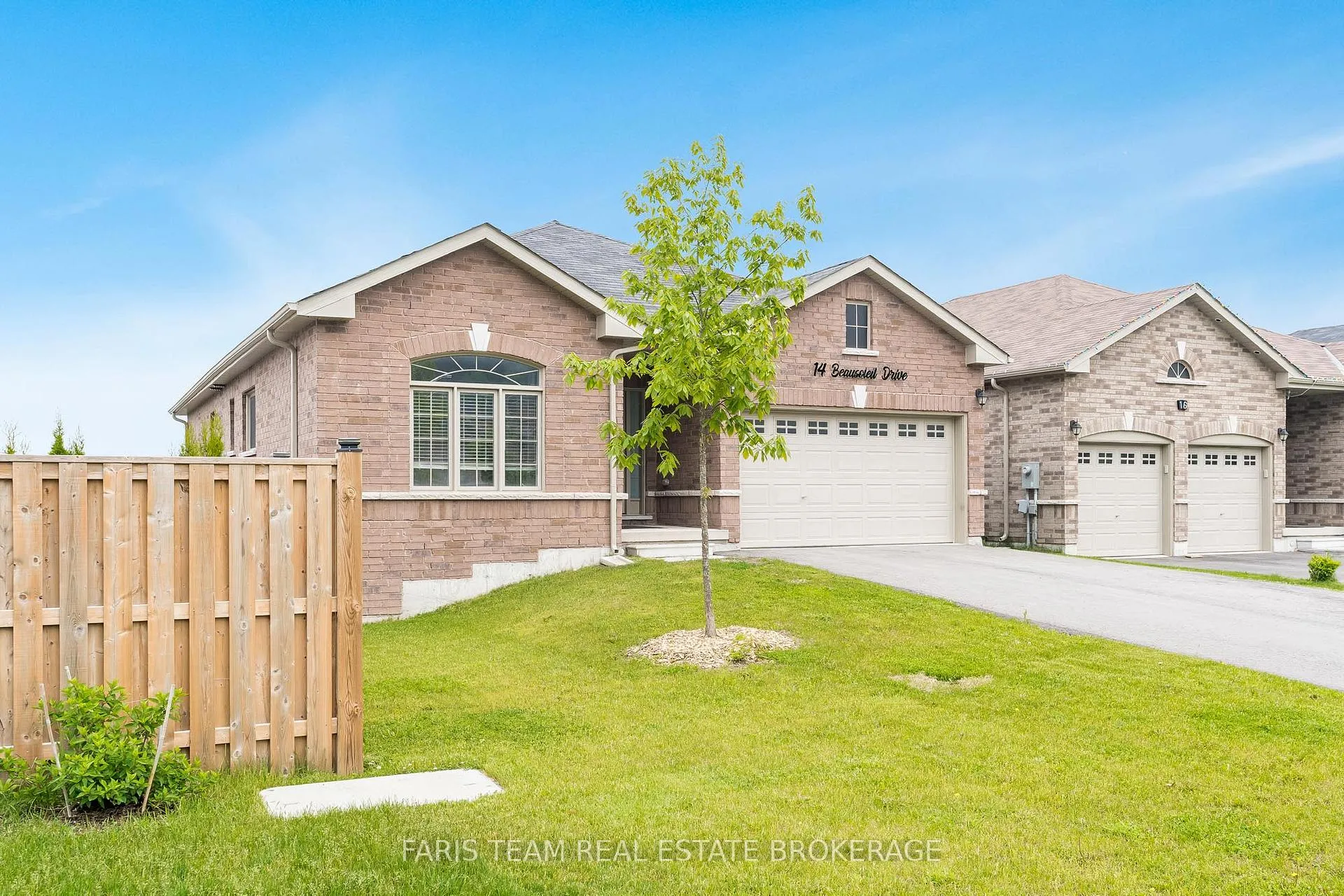 Photo 3 of 14 Beausoleil Drive, Penetanguishene — HOMEH