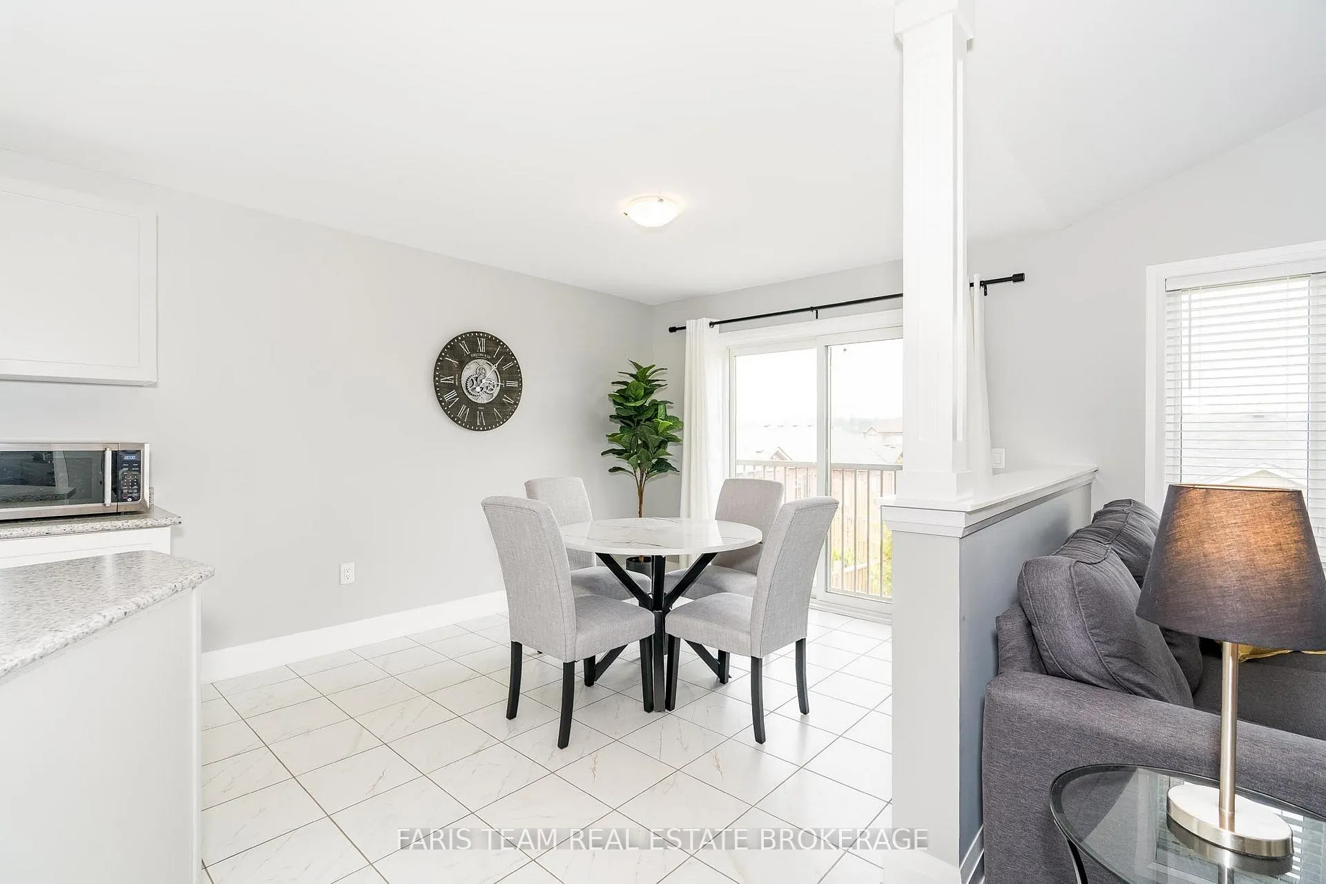 Photo 11 of 14 Beausoleil Drive, Penetanguishene — HOMEH
