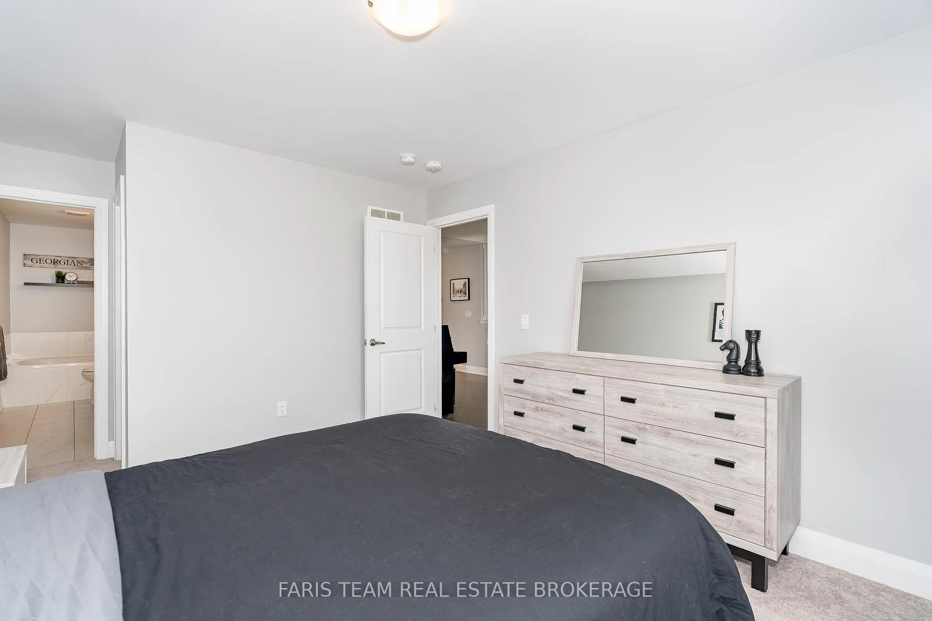 Photo 18 of 14 Beausoleil Drive, Penetanguishene — HOMEH