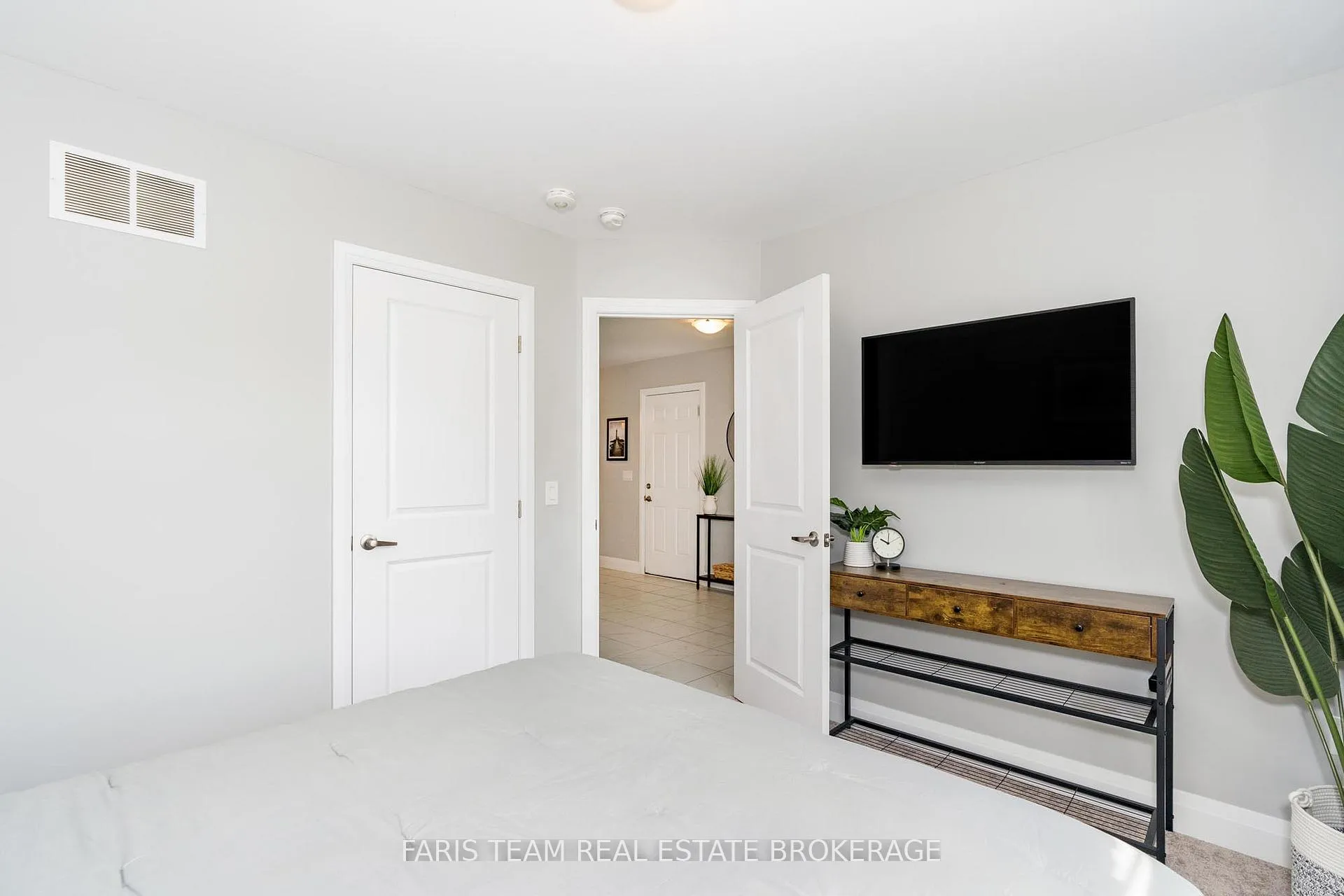 Photo 24 of 14 Beausoleil Drive, Penetanguishene — HOMEH