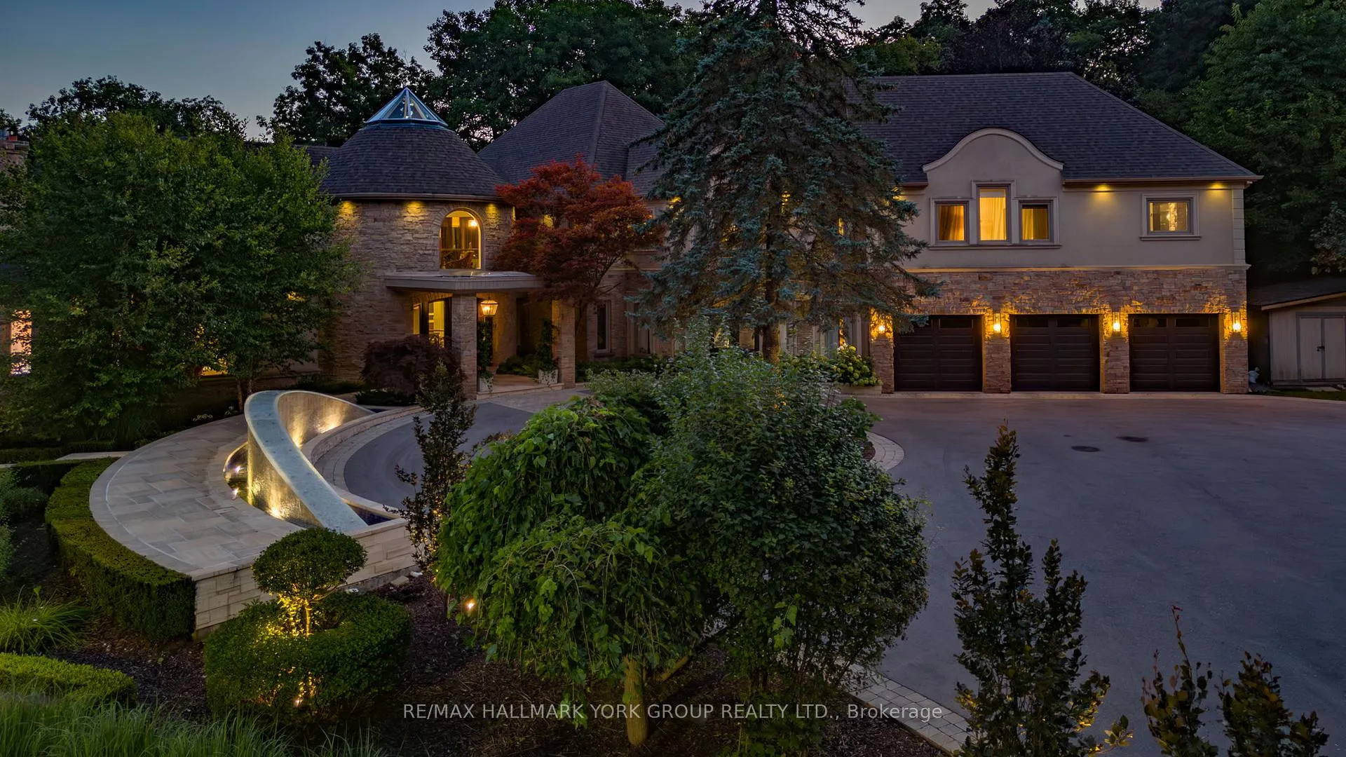 Photo 5 of 24 Dew Drop Court, Vaughan, Rural Vaughan — HOMEH