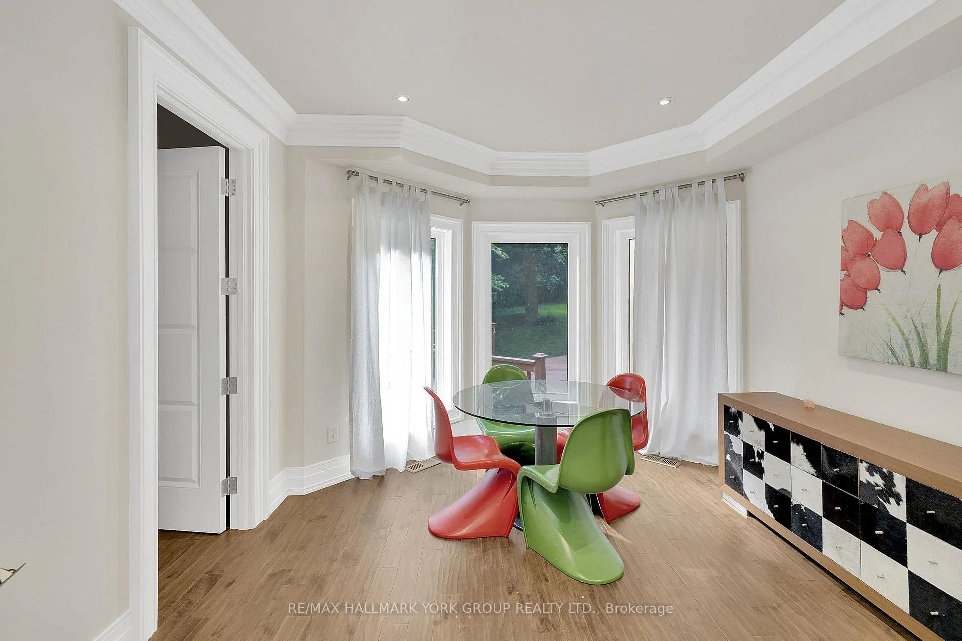 Photo 12 of 24 Dew Drop Court, Vaughan, Rural Vaughan — HOMEH