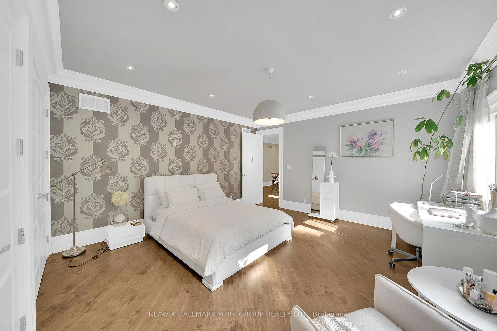 Photo 16 of 24 Dew Drop Court, Vaughan, Rural Vaughan — HOMEH
