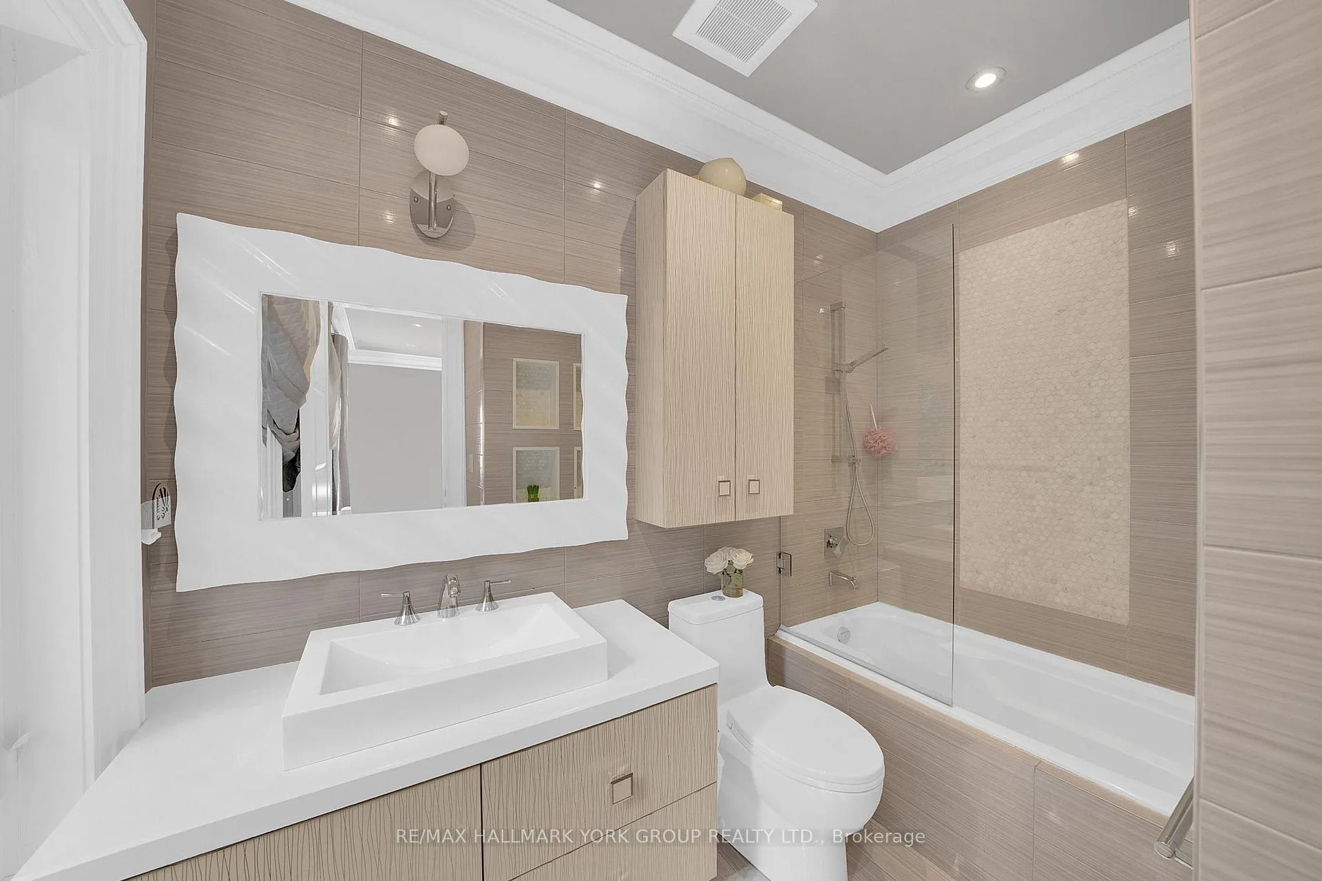 Photo 23 of 24 Dew Drop Court, Vaughan, Rural Vaughan — HOMEH