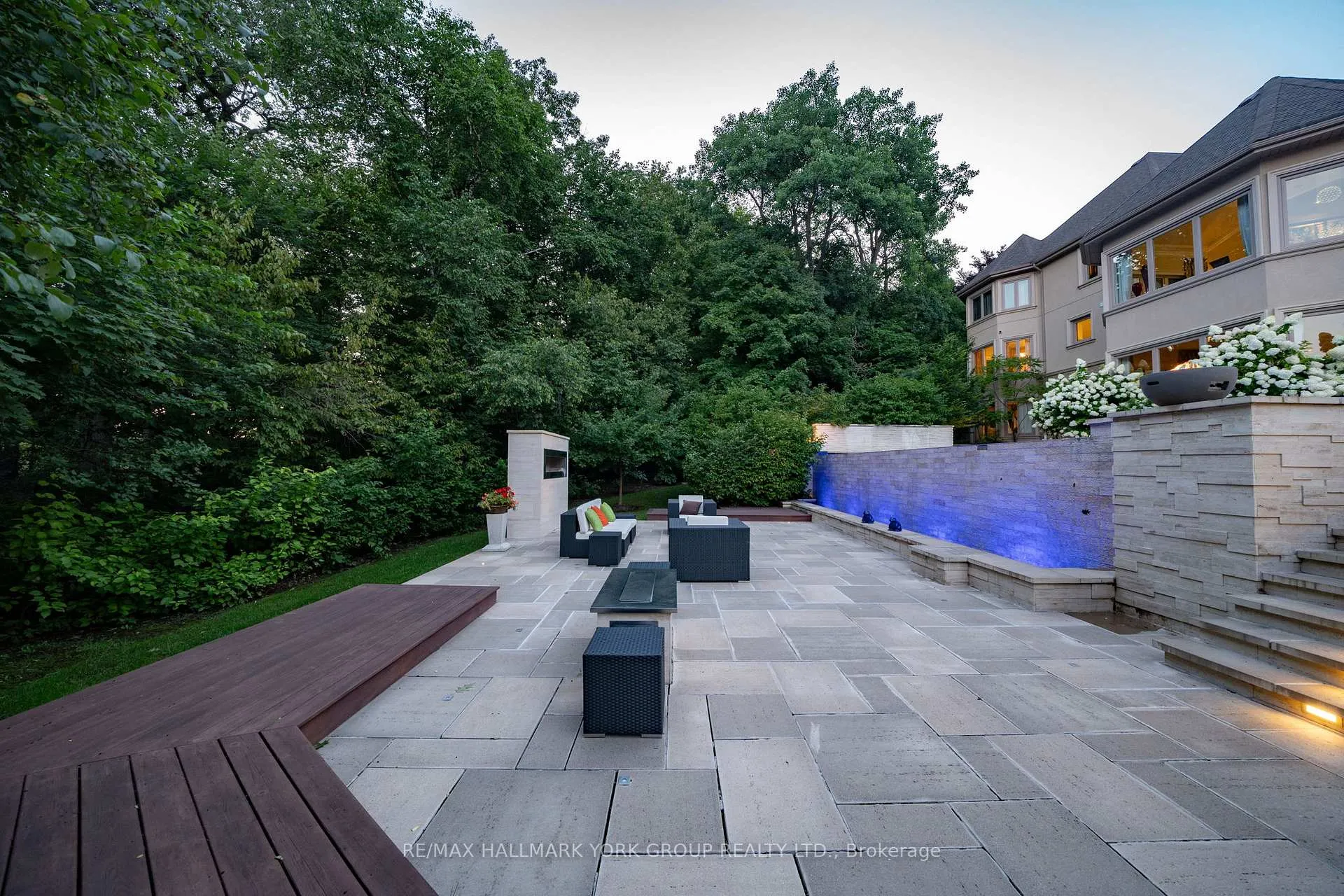 Photo 33 of 24 Dew Drop Court, Vaughan, Rural Vaughan — HOMEH