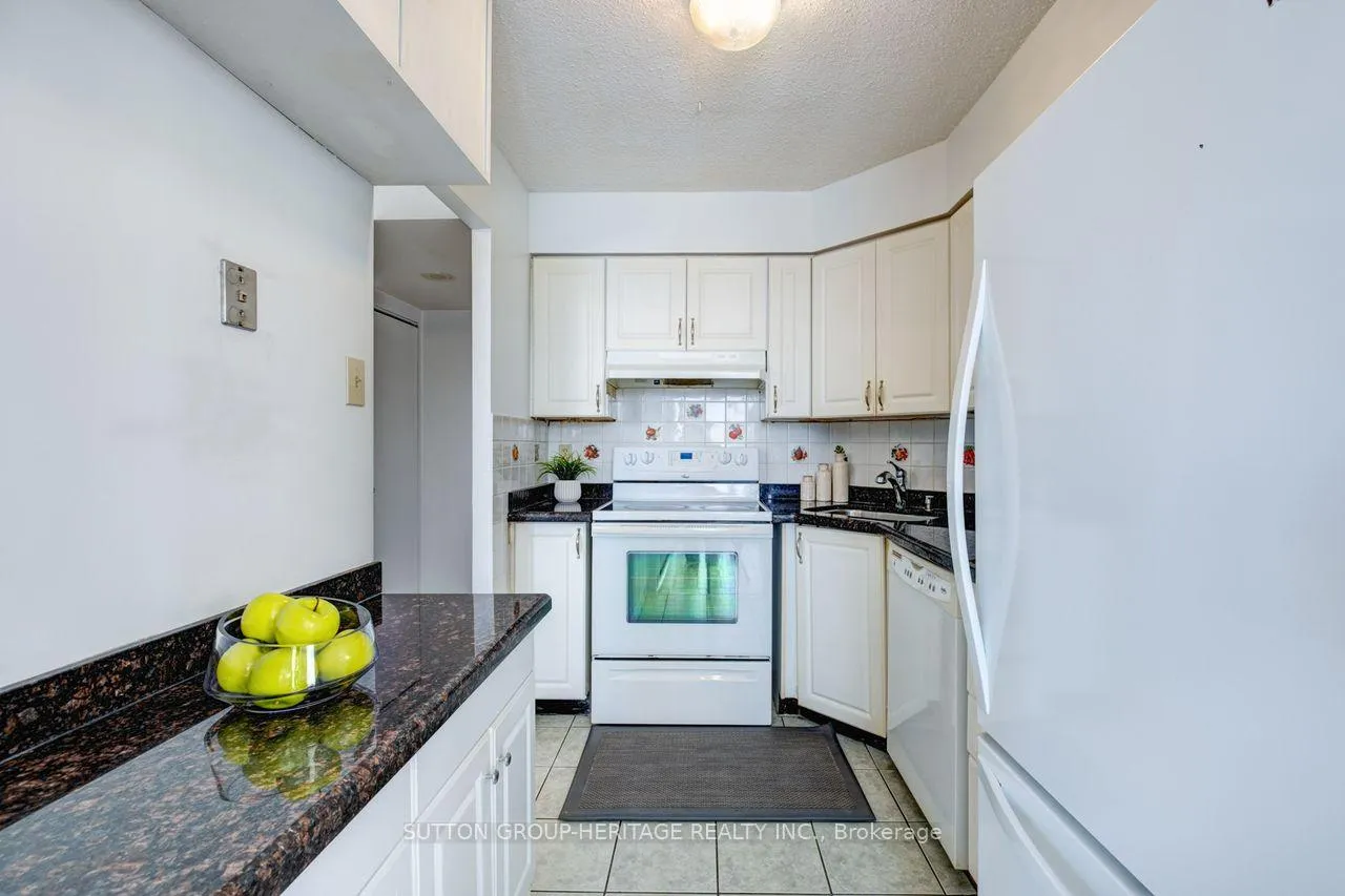 Photo 12 of Unit 406, 61 Markbrook Lane, Etobicoke, Mount Olive-Silverstone-Jamestown — HOMEH