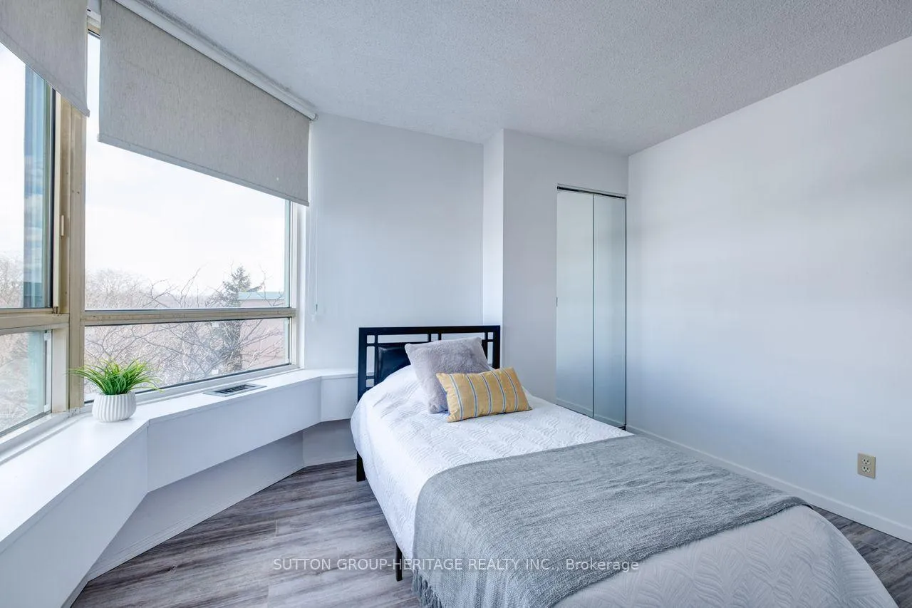 Photo 19 of Unit 406, 61 Markbrook Lane, Etobicoke, Mount Olive-Silverstone-Jamestown — HOMEH
