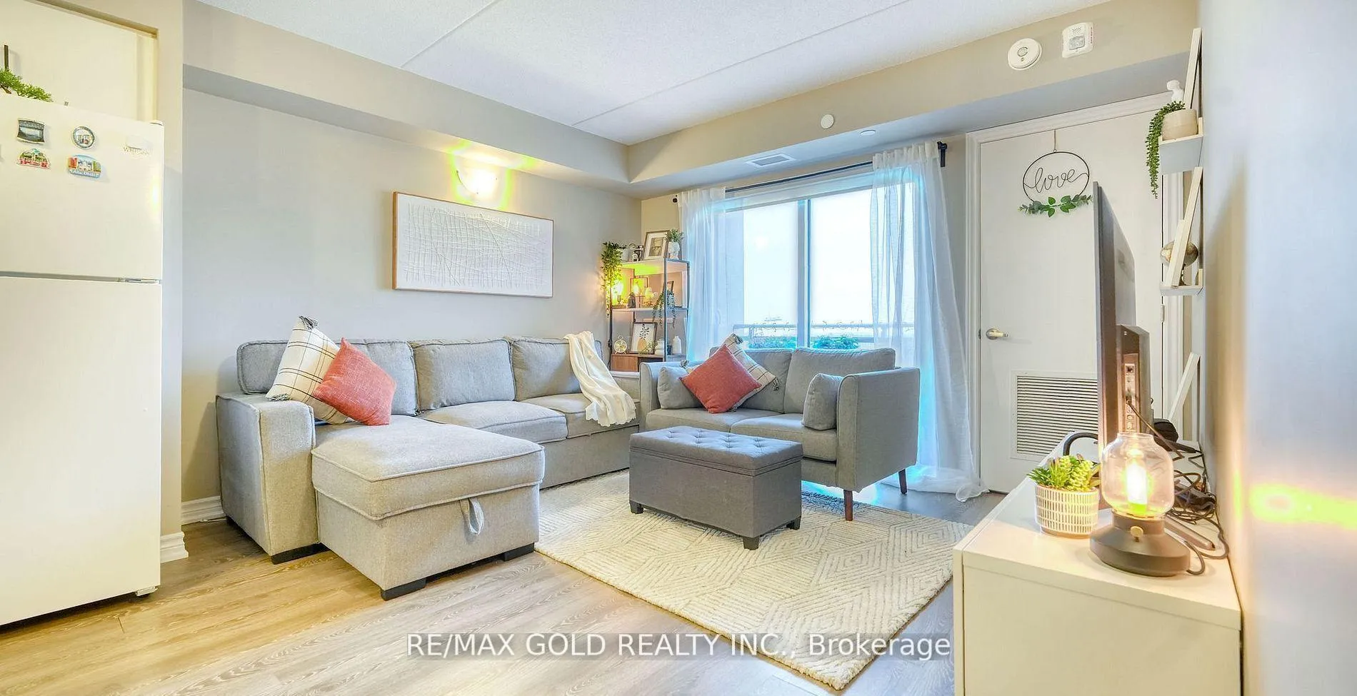 Photo 11 of Unit 807, 716 Main Street E, Milton, Timberlea — HOMEH
