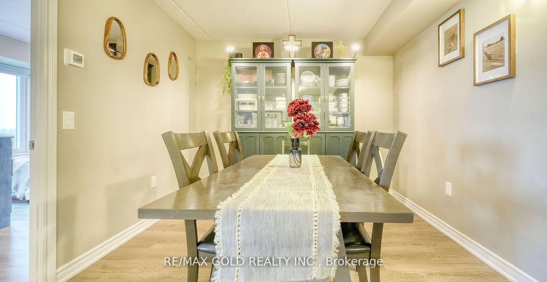 Photo 17 of Unit 807, 716 Main Street E, Milton, Timberlea — HOMEH
