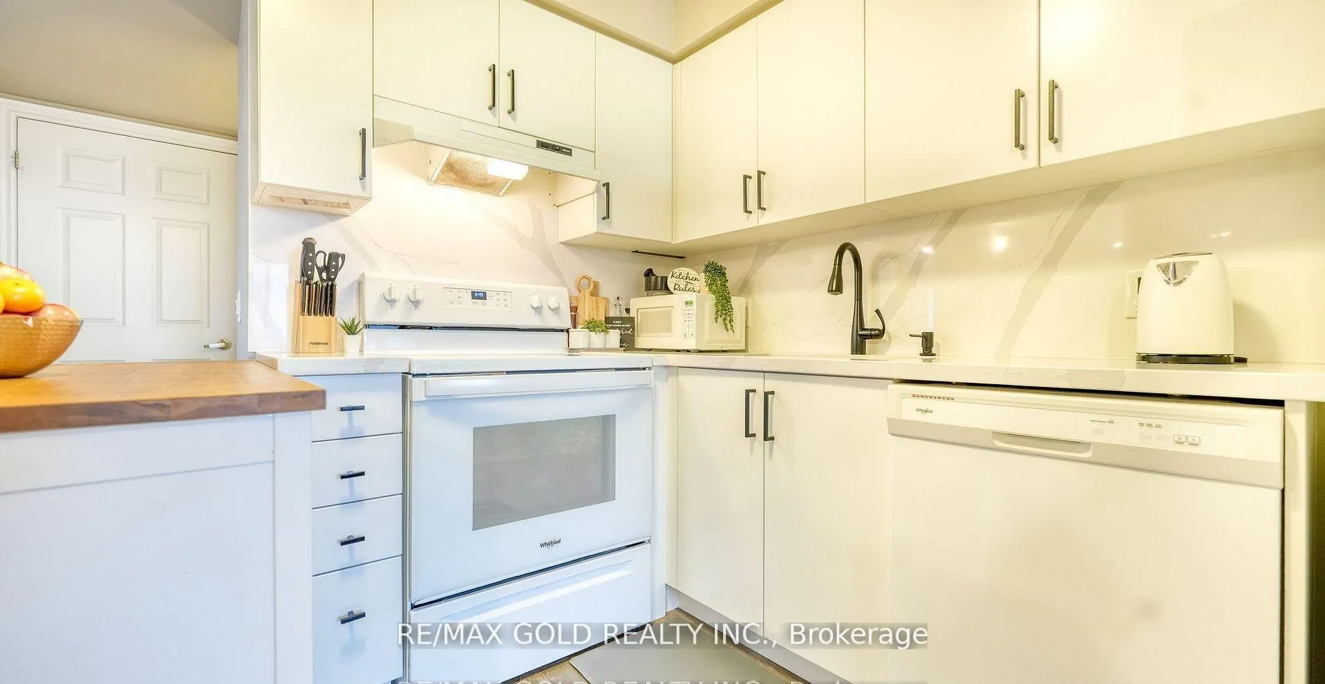 Photo 23 of Unit 807, 716 Main Street E, Milton, Timberlea — HOMEH