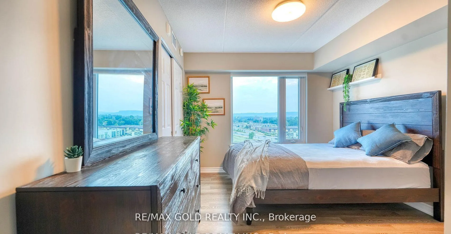 Photo 27 of Unit 807, 716 Main Street E, Milton, Timberlea — HOMEH