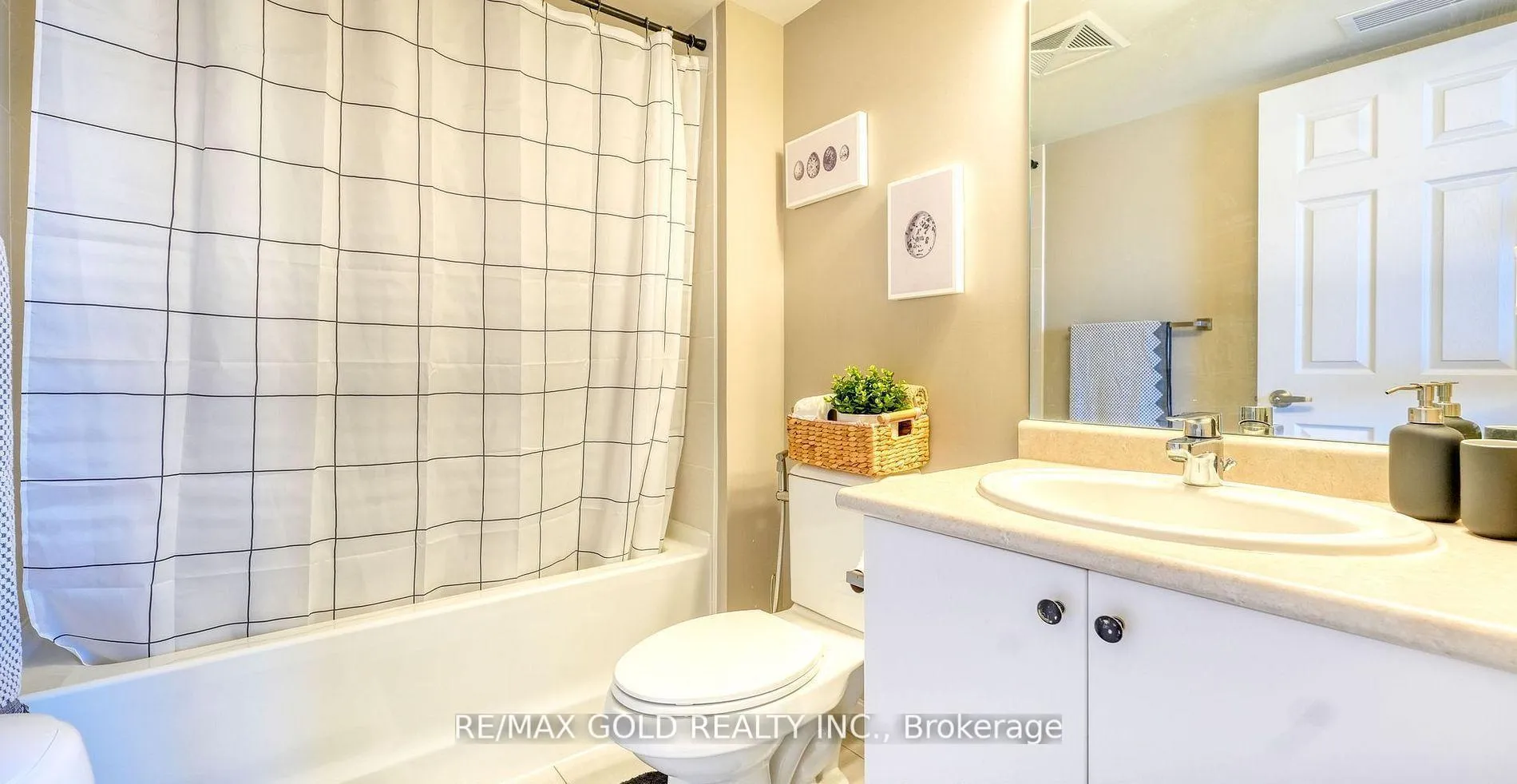 Photo 31 of Unit 807, 716 Main Street E, Milton, Timberlea — HOMEH