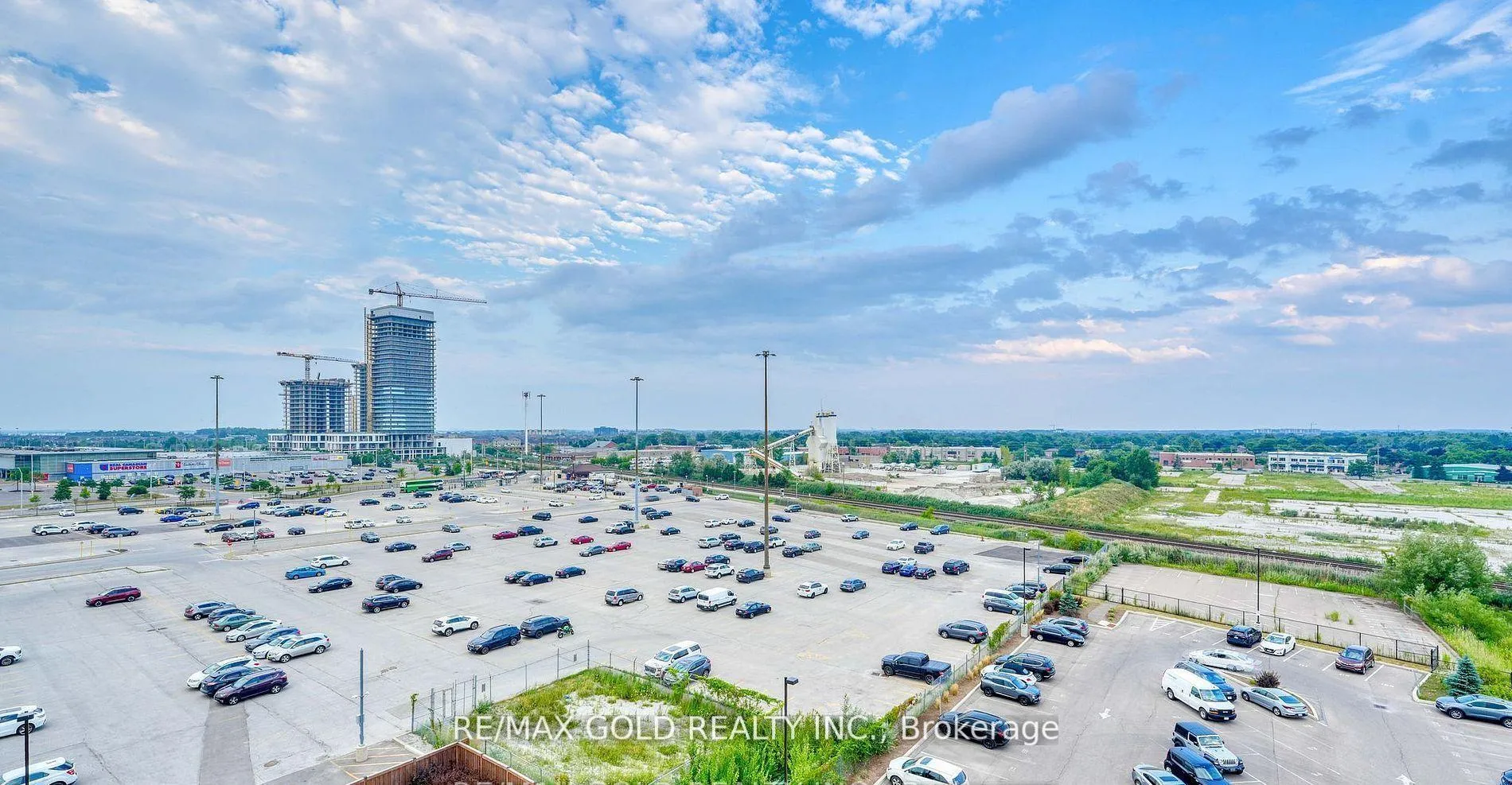 Photo 44 of Unit 807, 716 Main Street E, Milton, Timberlea — HOMEH