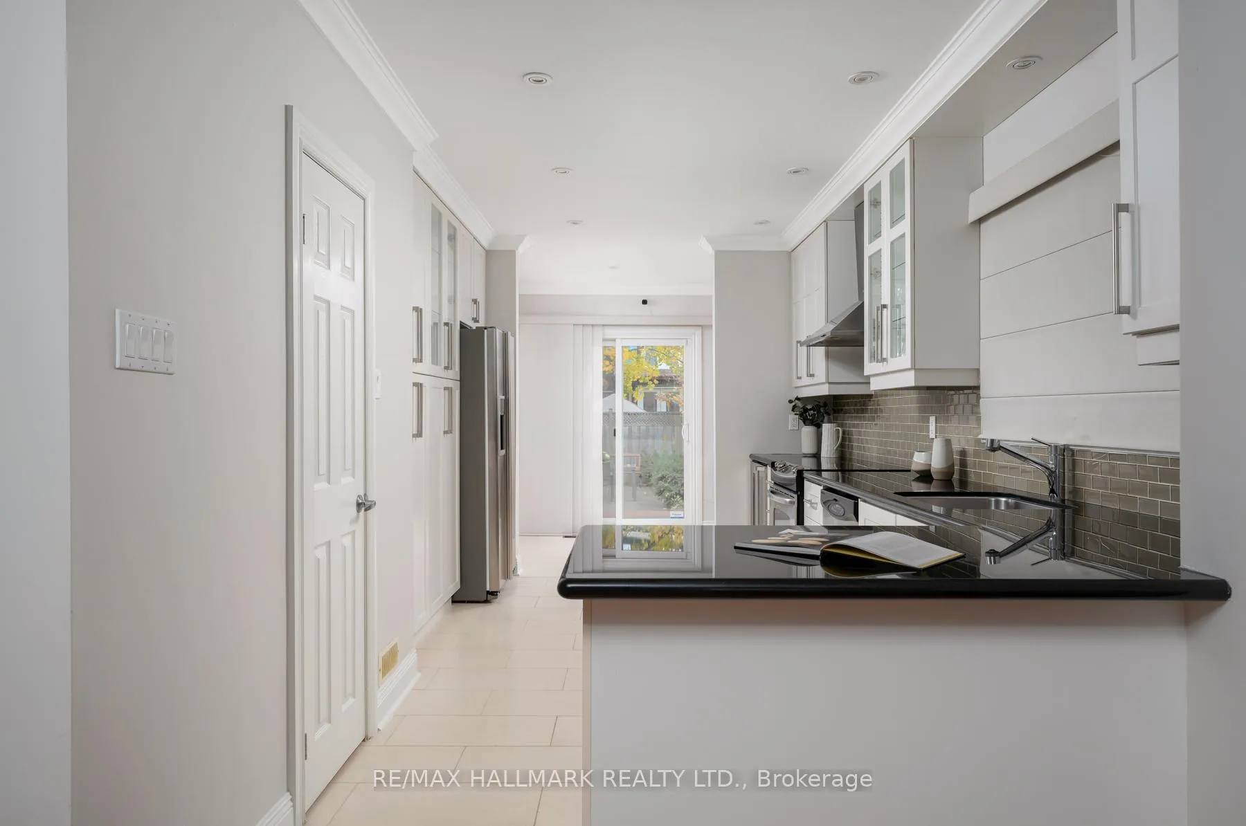 Photo 11 of 53 Ferrier Avenue, Toronto, Playter Estates-Danforth — HOMEH