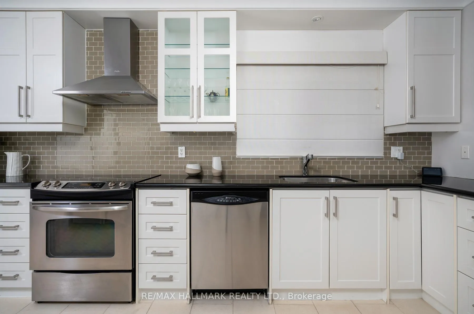 Photo 13 of 53 Ferrier Avenue, Toronto, Playter Estates-Danforth — HOMEH