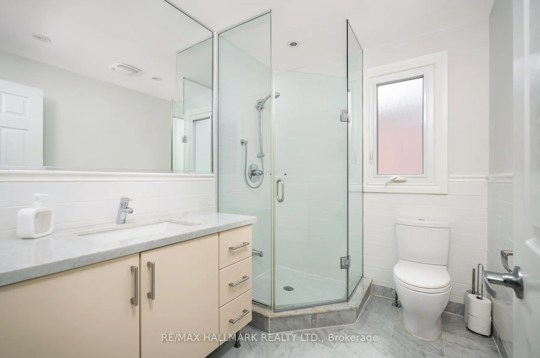 Photo 25 of 53 Ferrier Avenue, Toronto, Playter Estates-Danforth — HOMEH