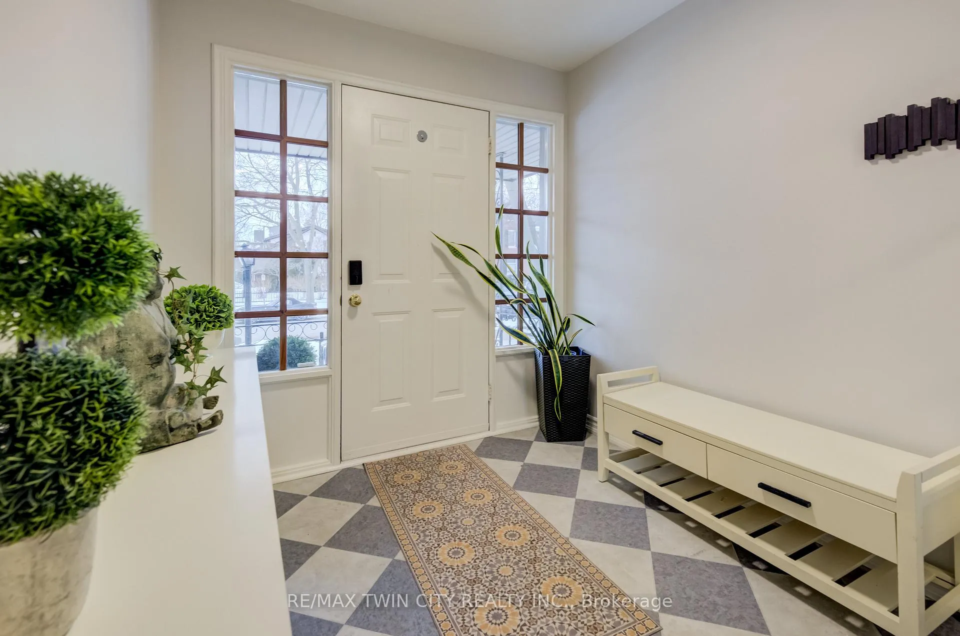 Photo 2 of 45 Palmerston Avenue, Brantford — HOMEH
