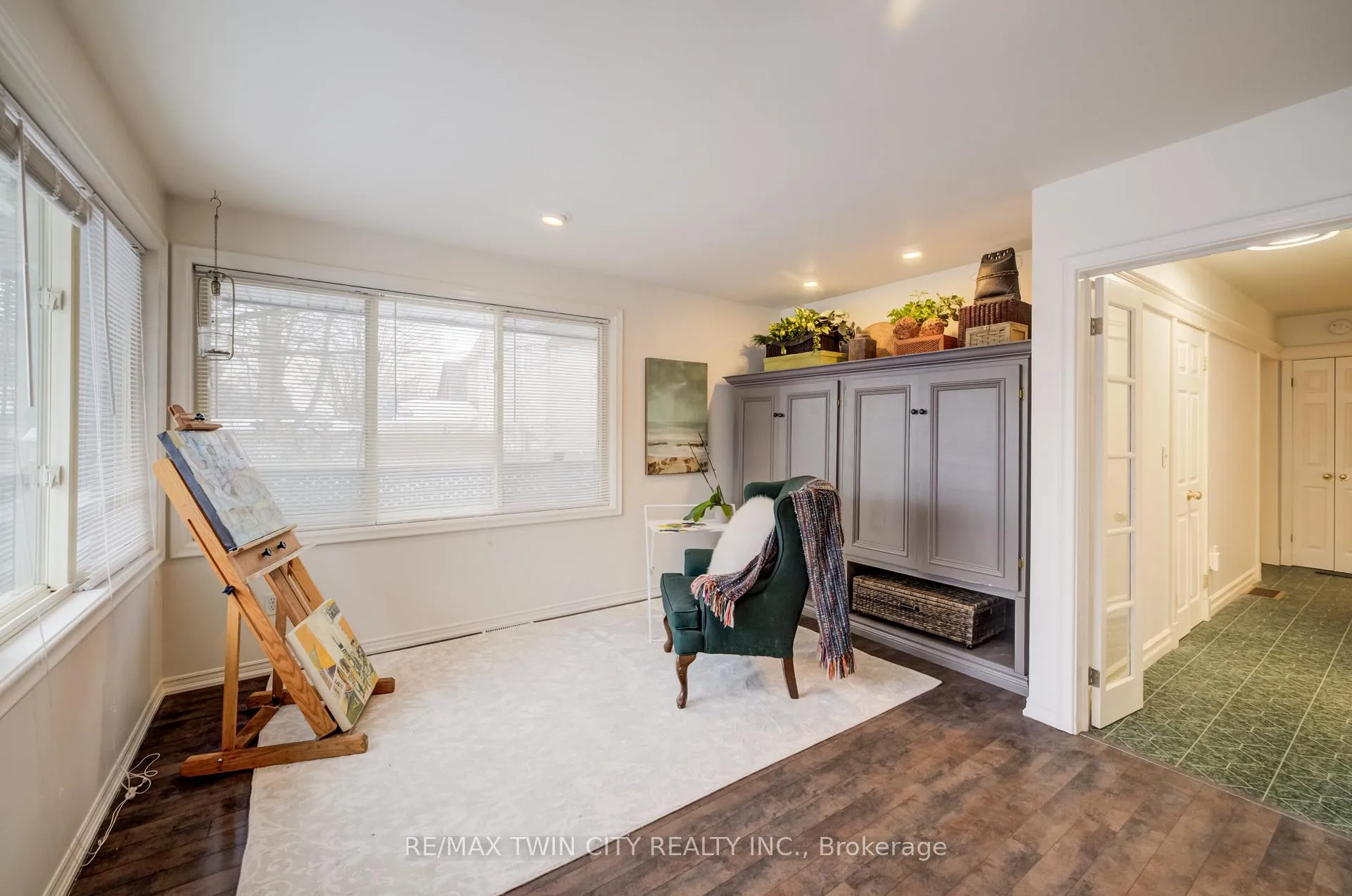 Photo 26 of 45 Palmerston Avenue, Brantford — HOMEH