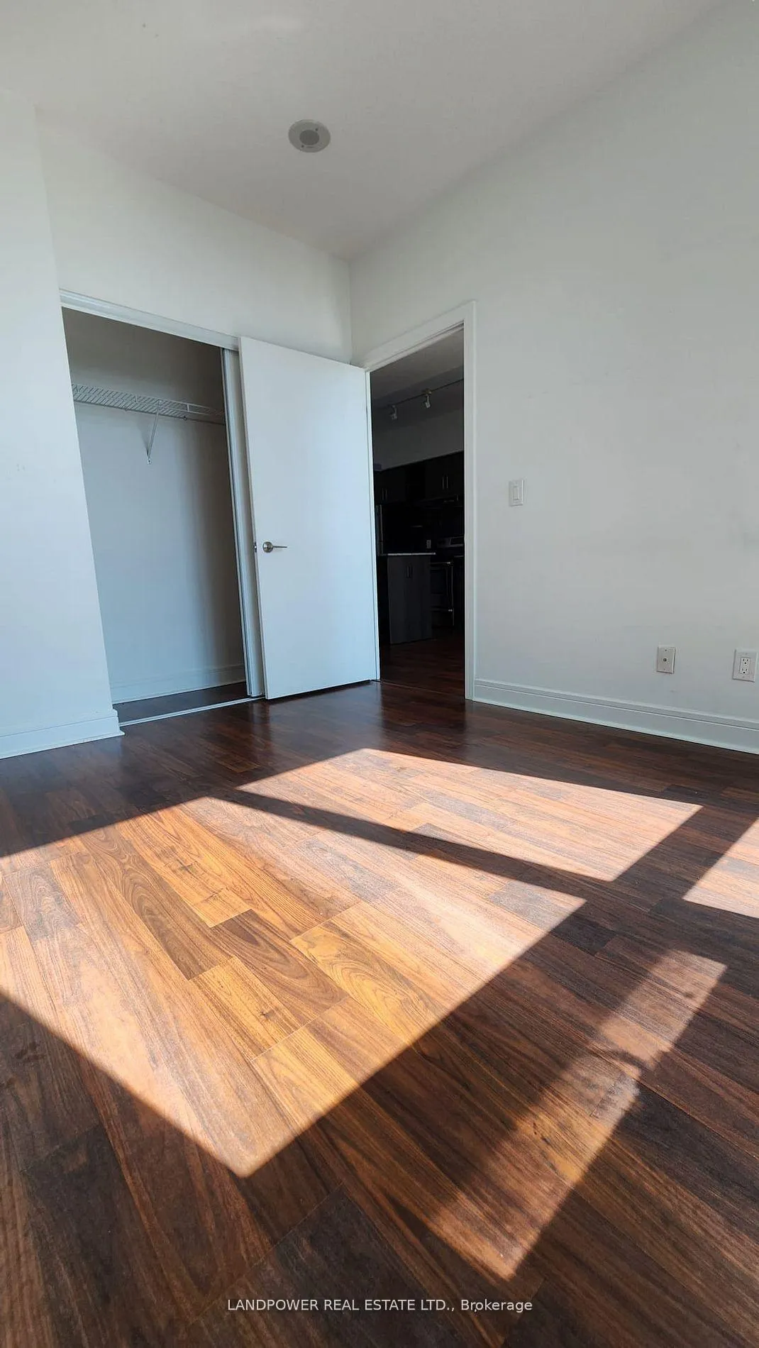 Photo 5 of Unit Ph27, 35 Brian Peck Crescent, Toronto, Thorncliffe Park — HOMEH