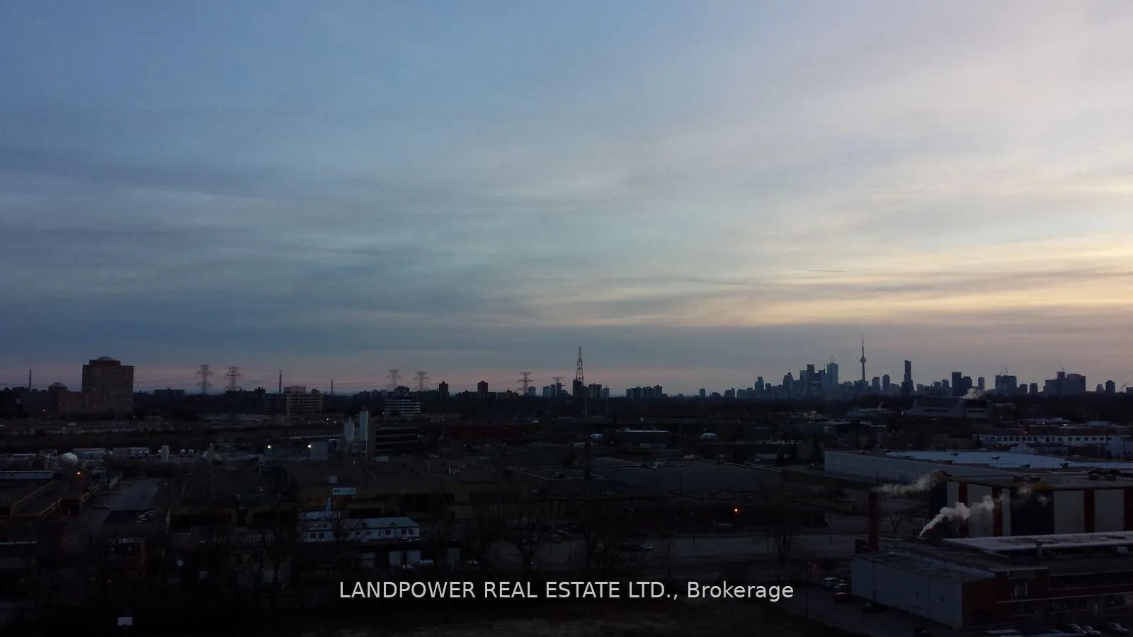 Photo 8 of Unit Ph27, 35 Brian Peck Crescent, Toronto, Thorncliffe Park — HOMEH