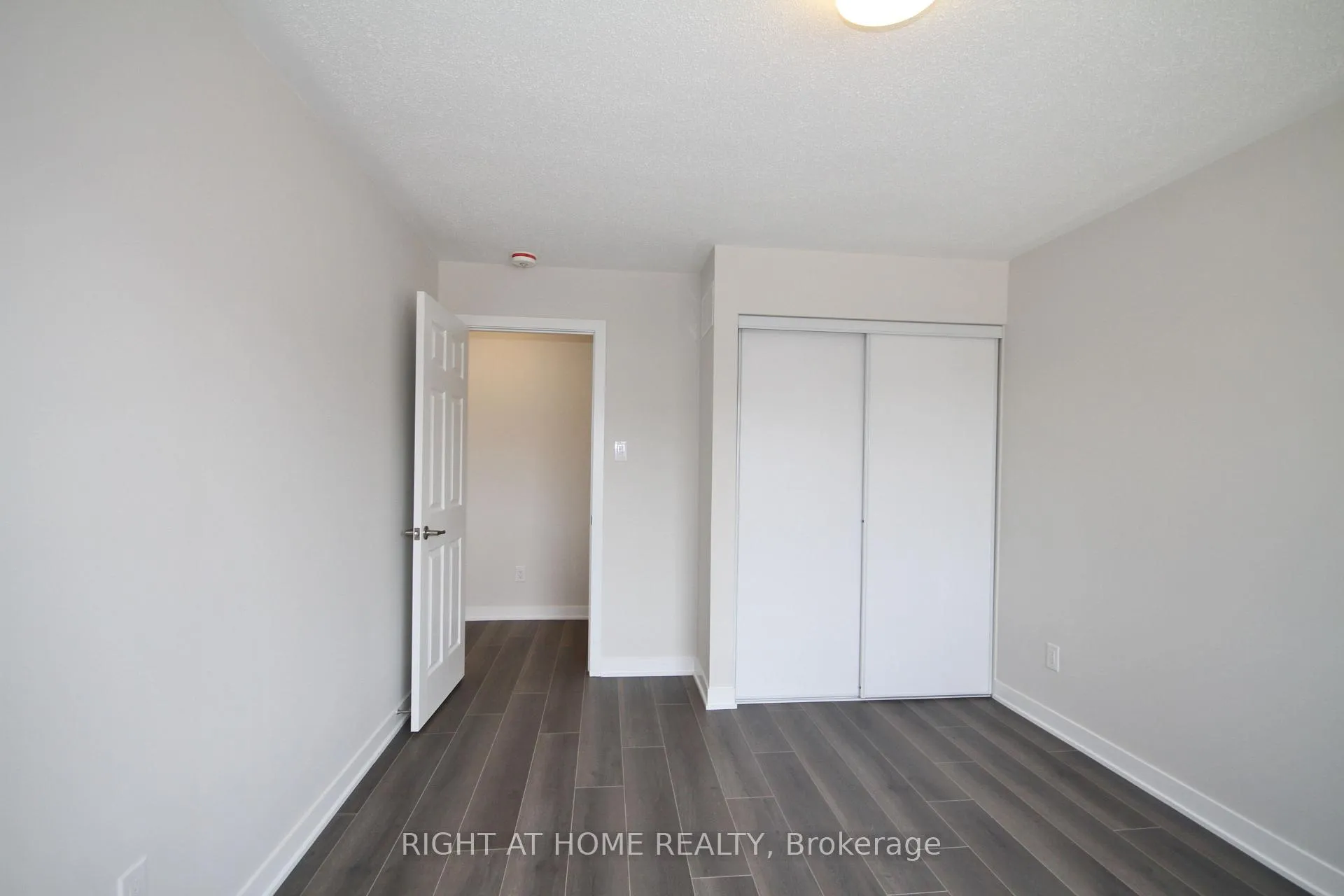 Photo 26 of 201 Billrian Crescent, Ottawa, Stittsville (North) — HOMEH