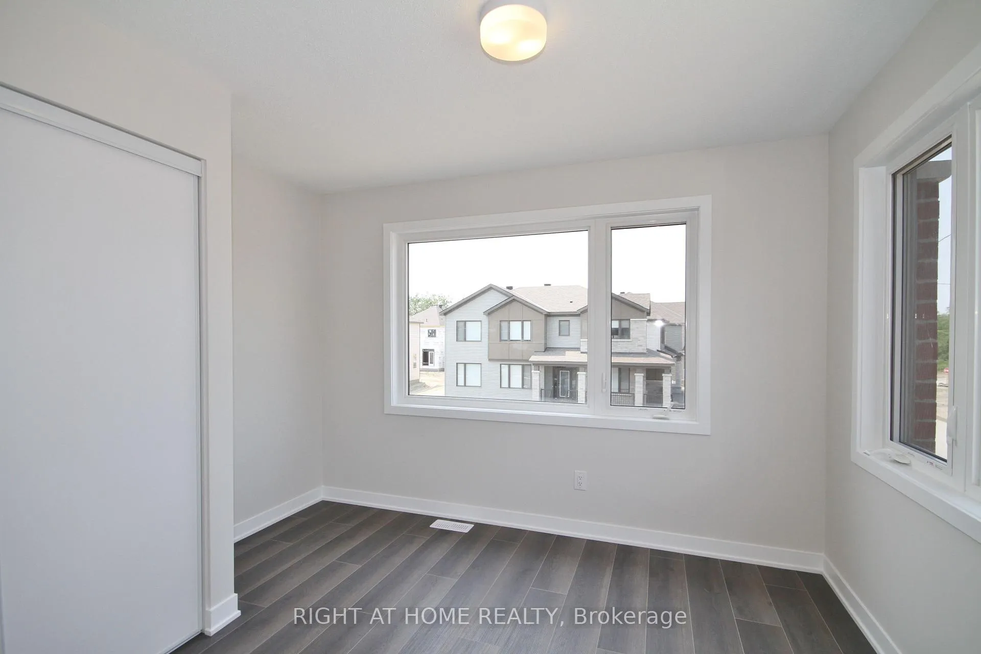 Photo 30 of 201 Billrian Crescent, Ottawa, Stittsville (North) — HOMEH