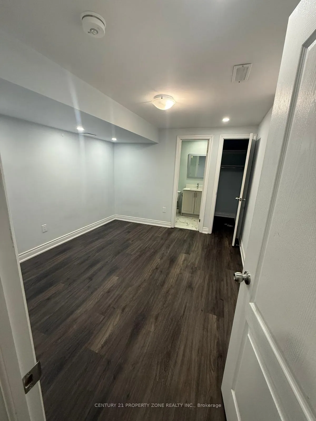 Photo 6 of Unit Bsmt, 26 Feeder Street, Brampton, Northwest Brampton — HOMEH