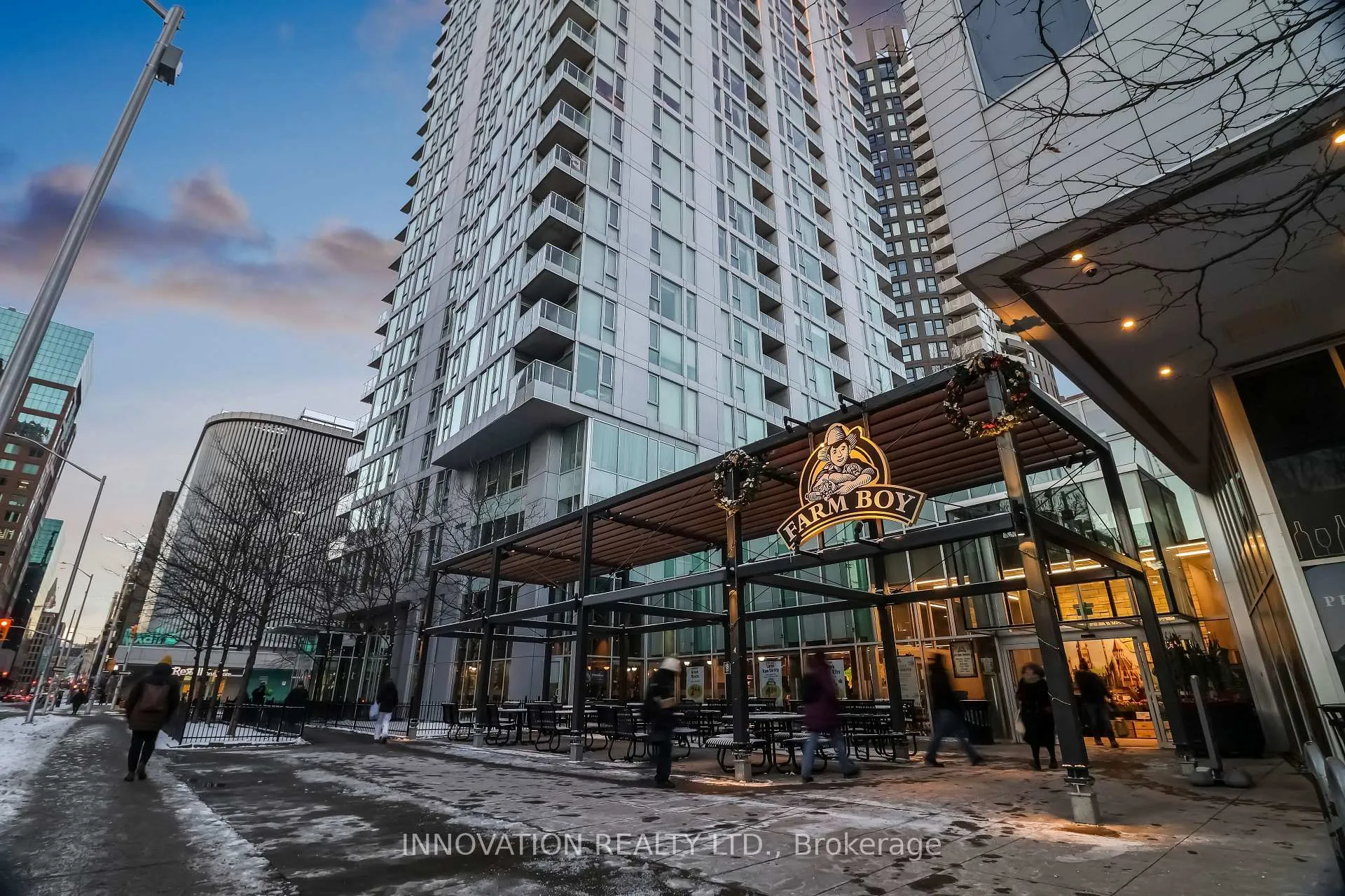 Front of Unit 1203, 40 Nepean Street