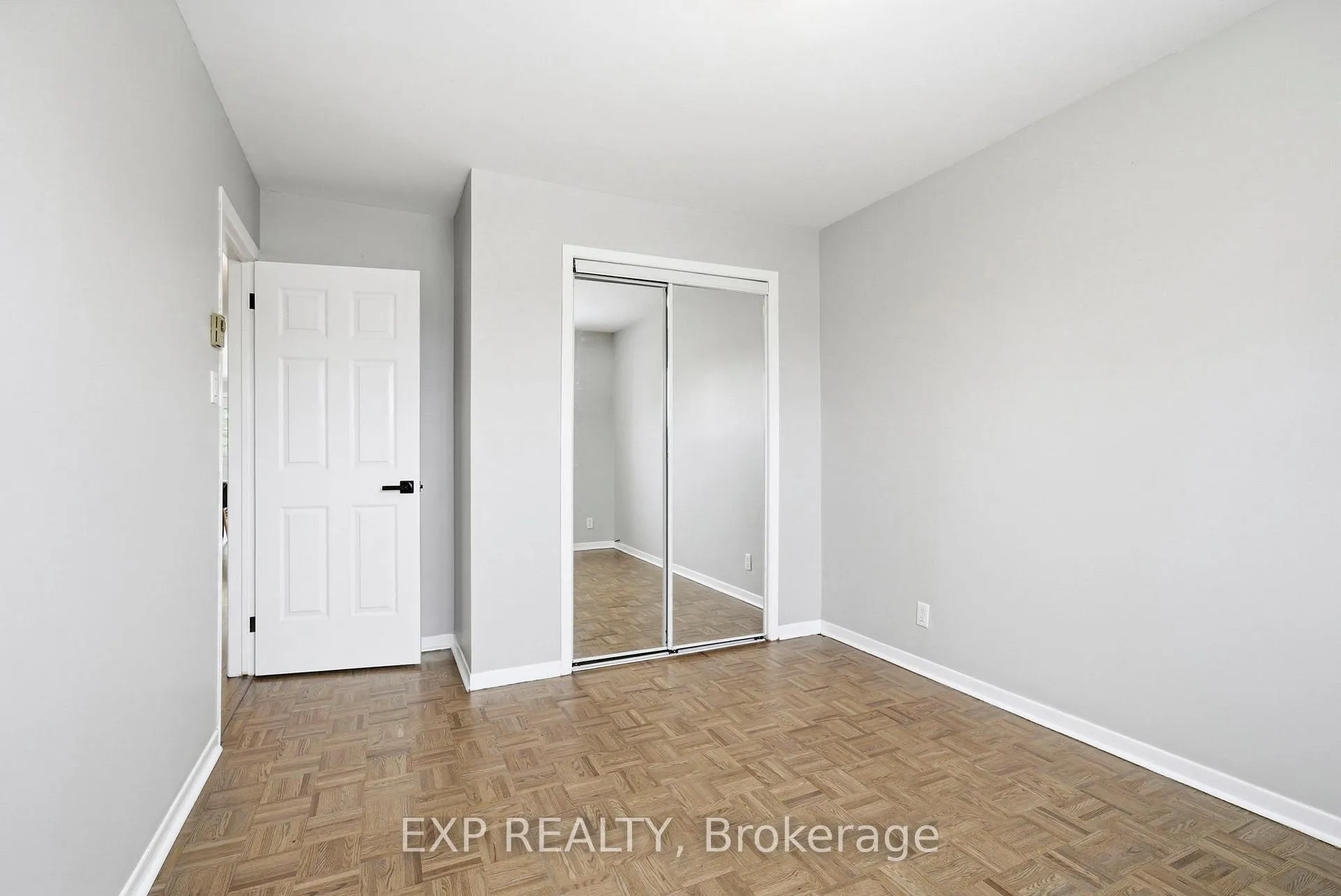 Photo 14 of 1111 Ontario Street, Cornwall — HOMEH