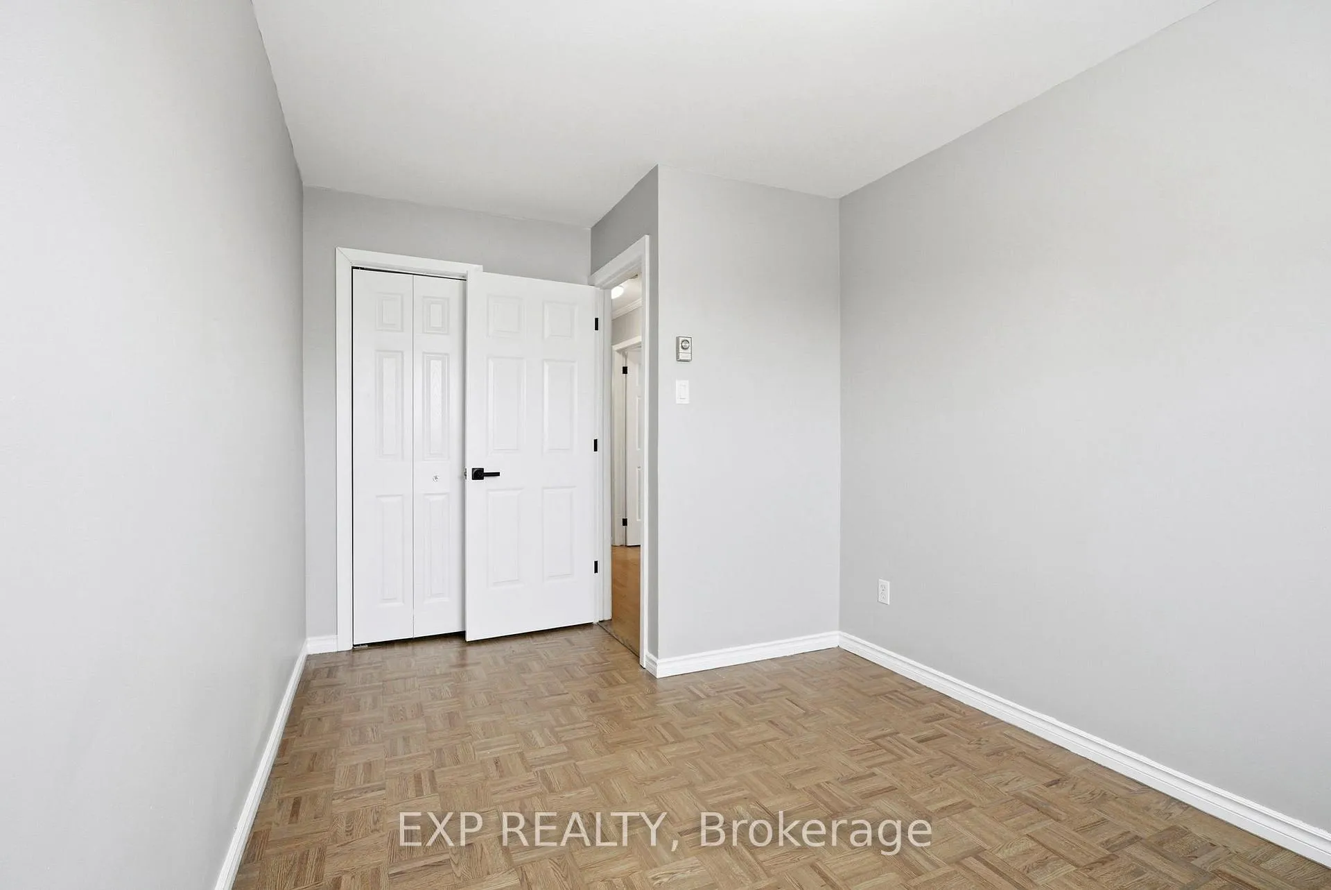 Photo 16 of 1111 Ontario Street, Cornwall — HOMEH