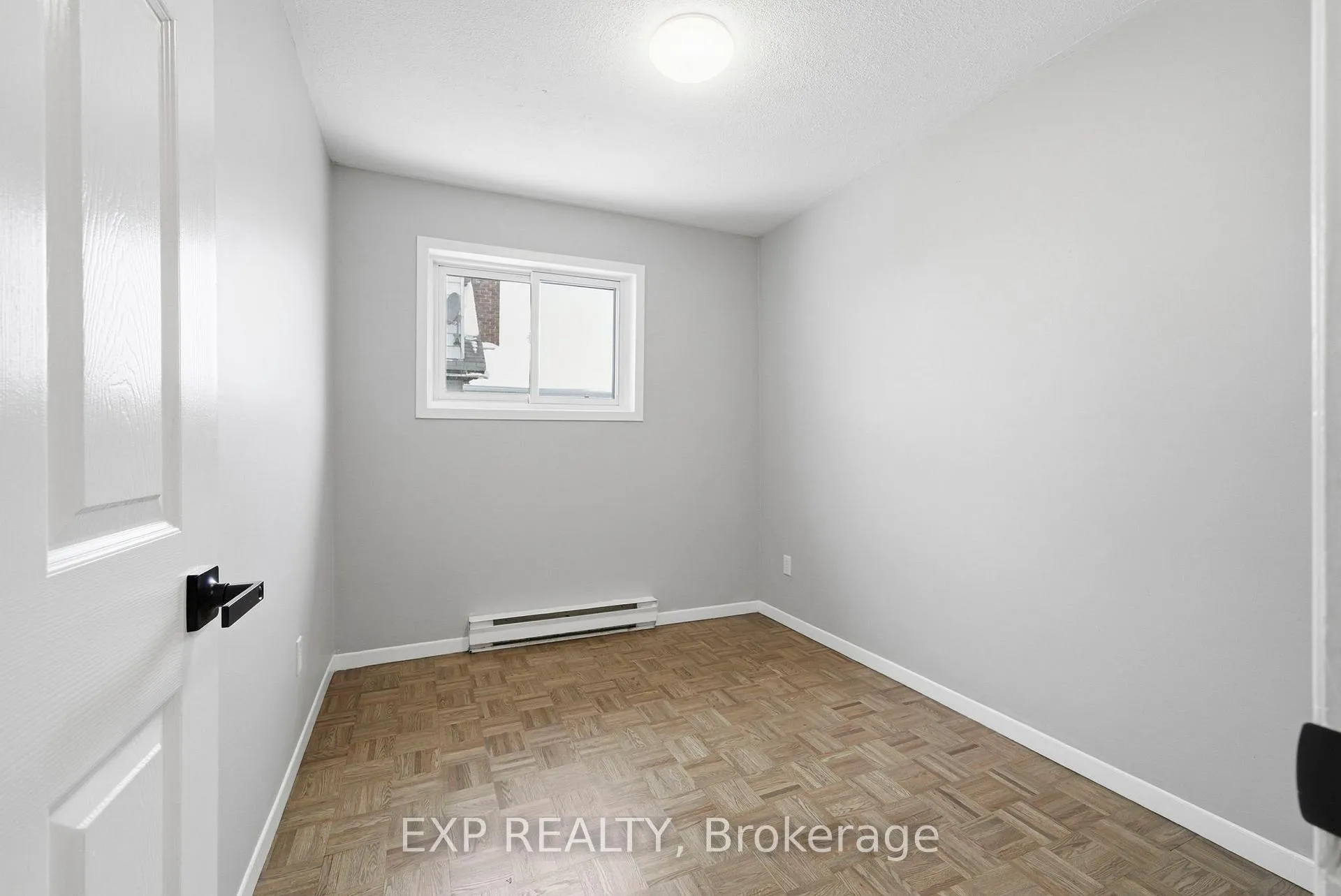 Photo 17 of 1111 Ontario Street, Cornwall — HOMEH