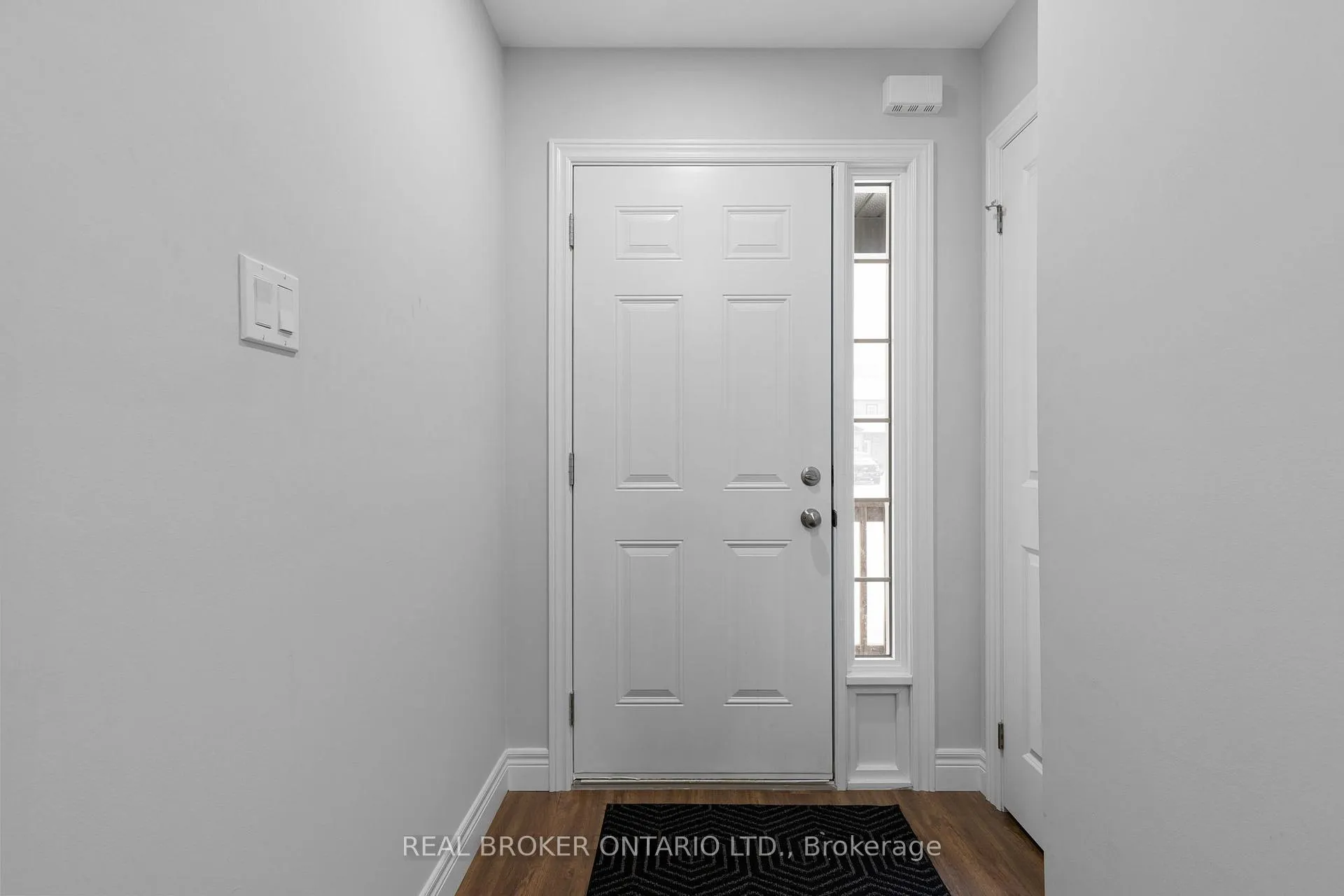 Photo 5 of 3 Mcconnell Crescent, Bracebridge, Macaulay — HOMEH