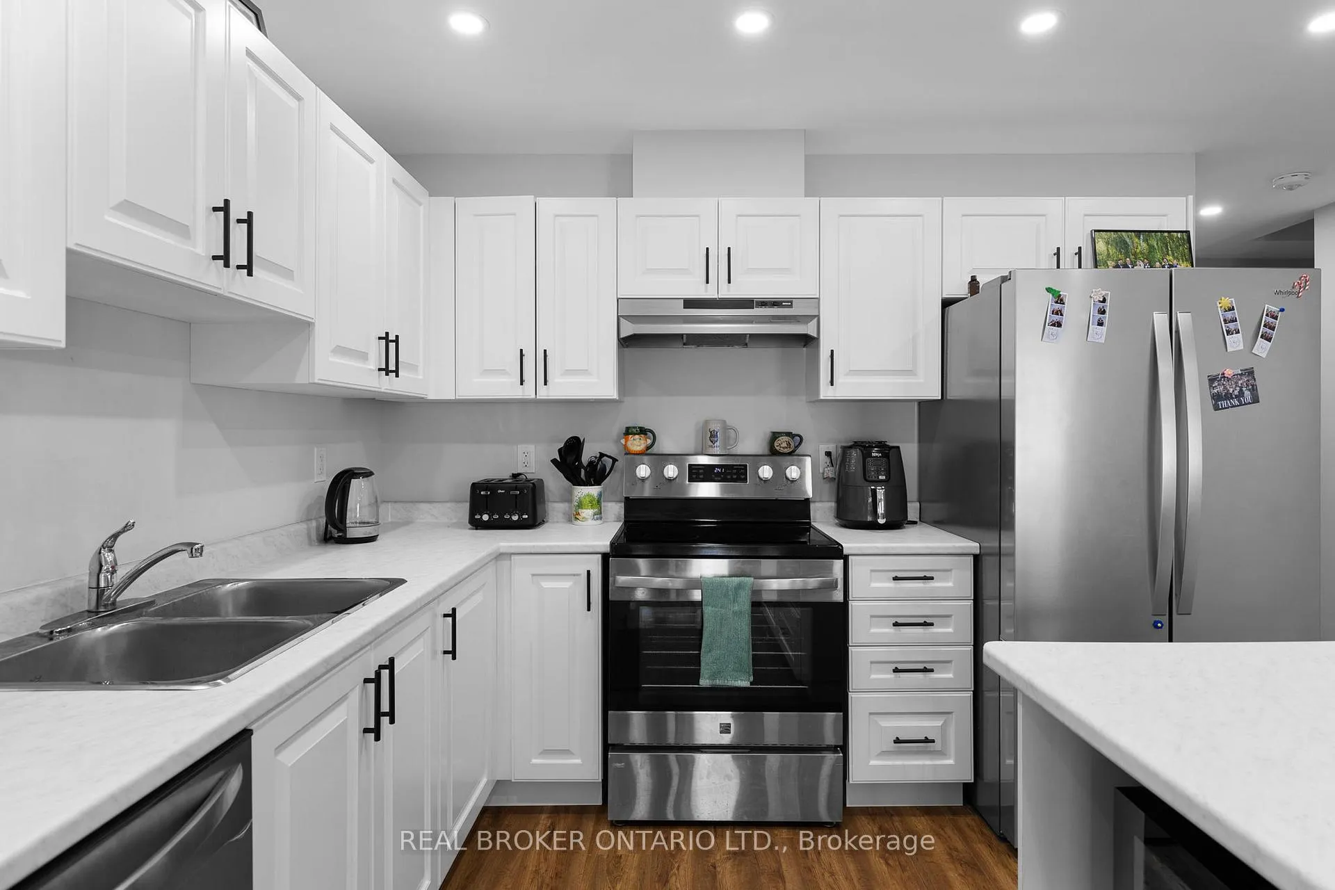 Photo 12 of 3 Mcconnell Crescent, Bracebridge, Macaulay — HOMEH